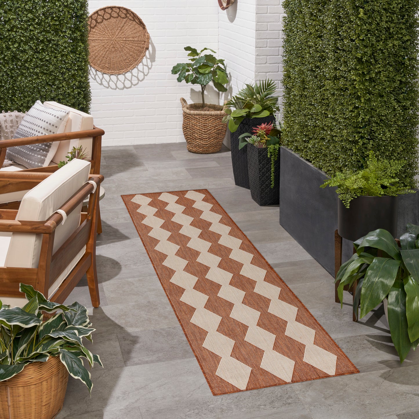 Nourison Positano 2'2" x 8' Terracotta Modern Rug