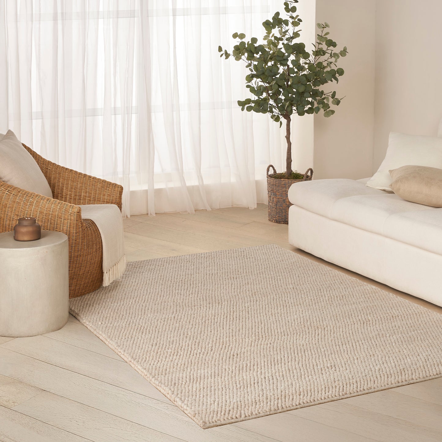 DKNY Pure Knots 5'3" x 7'3" Beige Modern Indoor Rug