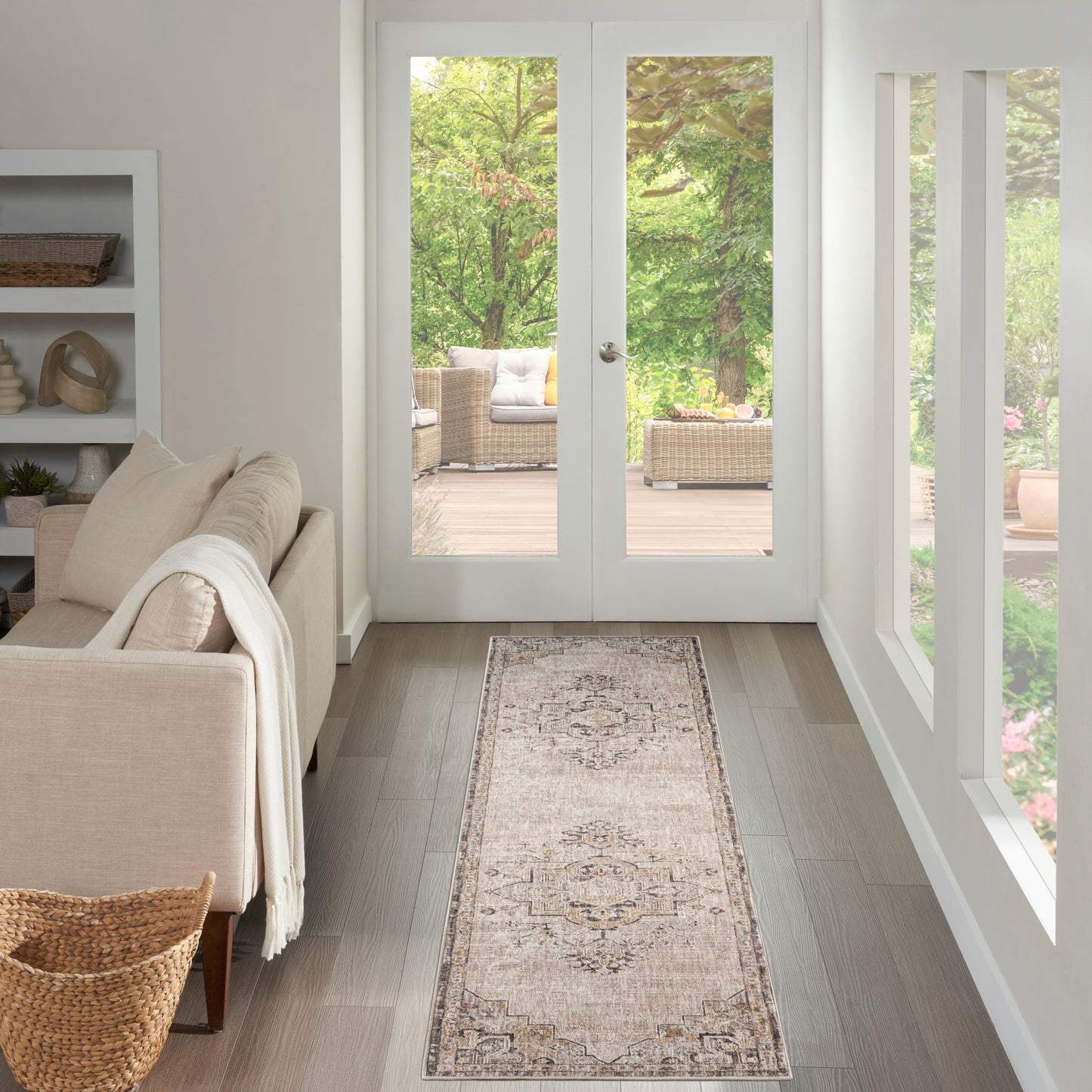 Nourison Antique Fusion 2'2" x 10' Ivory Charcoal Vintage Indoor Rug