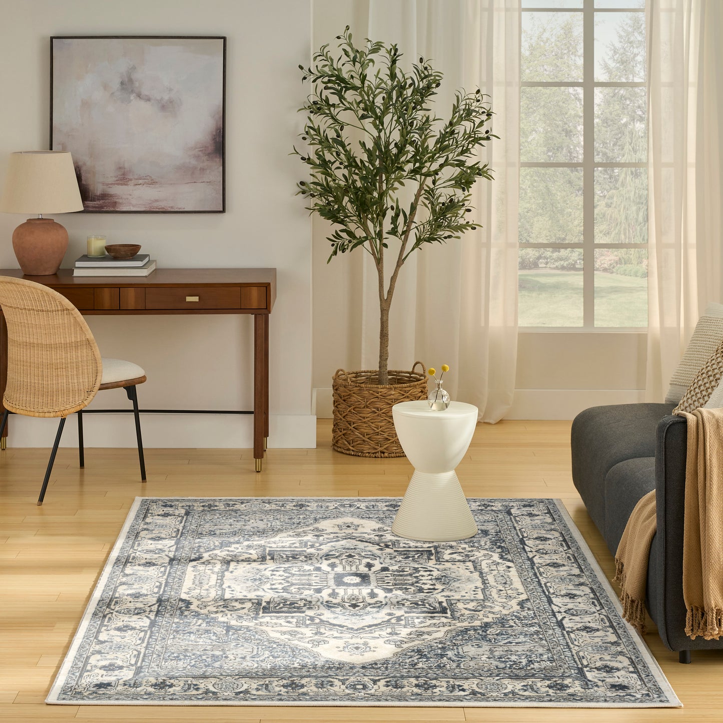 Nourison Quarry 5'3" x 7'3" Ivory Navy Vintage Indoor Rug
