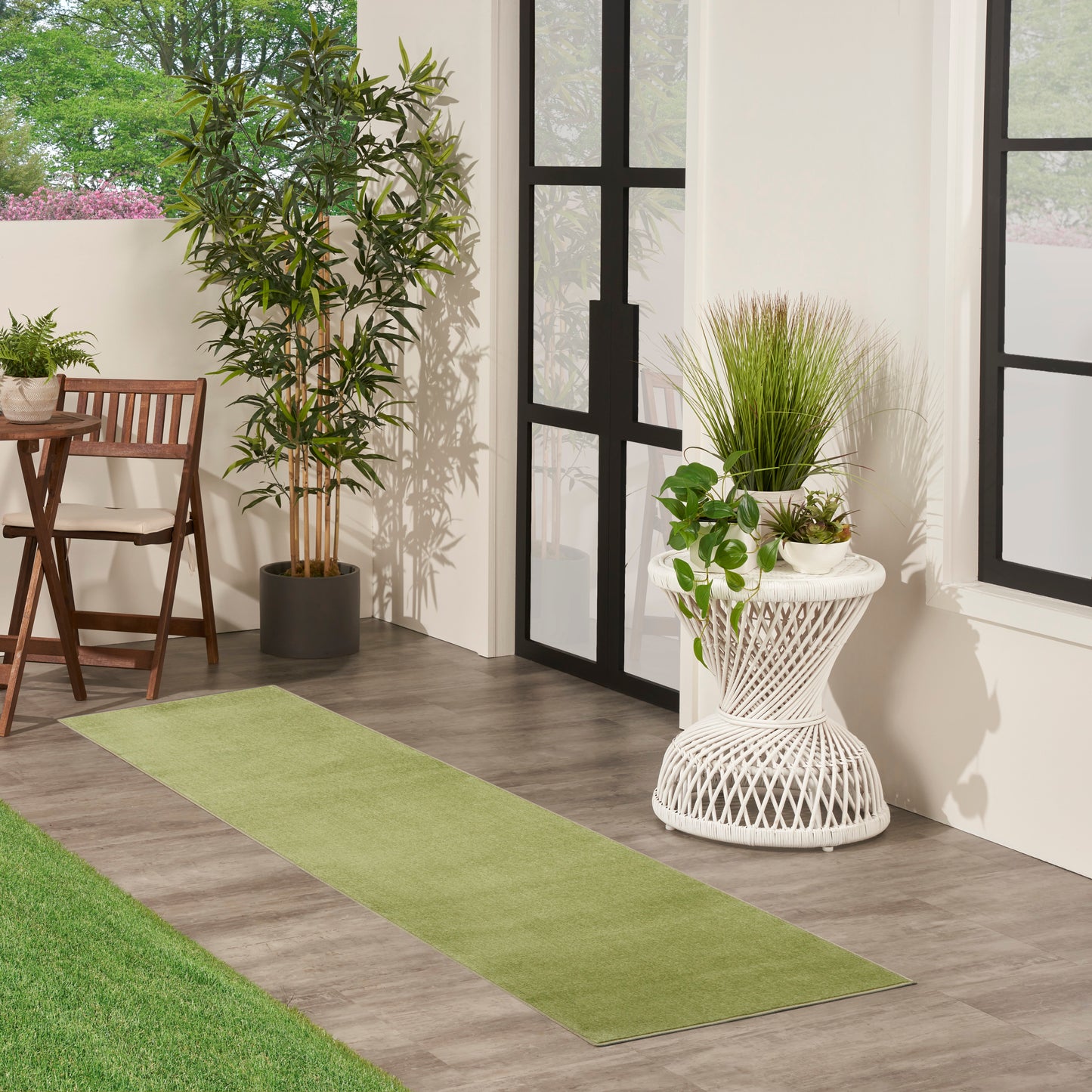 Nourison Nourison Essentials 2'2" x 10' Green Outdoor Rug