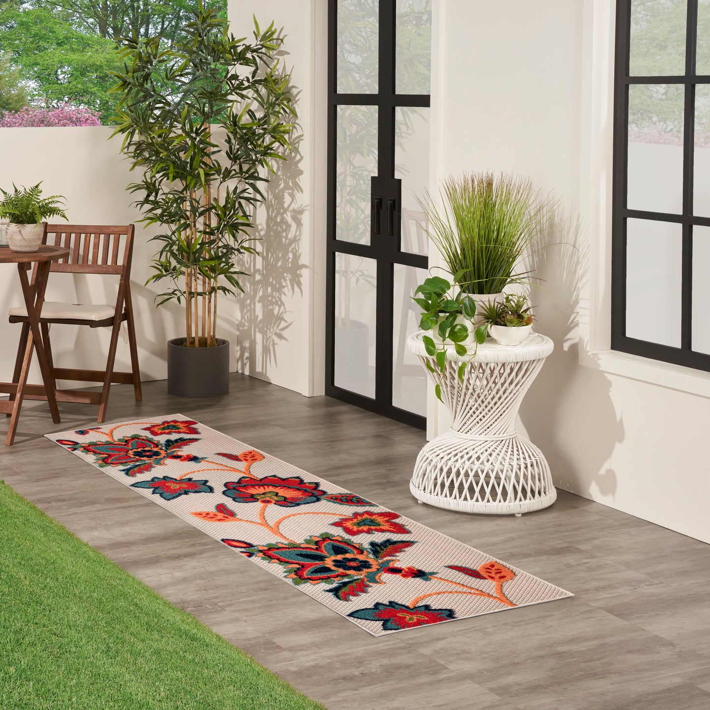 Nourison Aloha 2' x 6' Multicolor Outdoor Rug