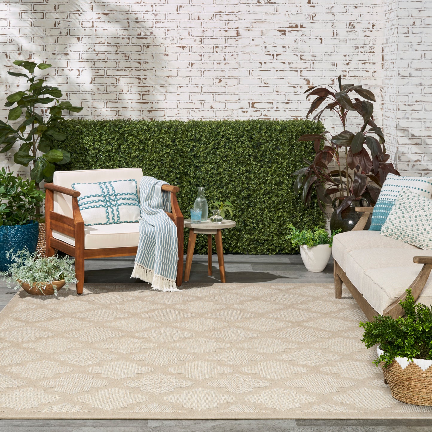 Nourison Easy Care 10' x 14' Cream Modern Rug