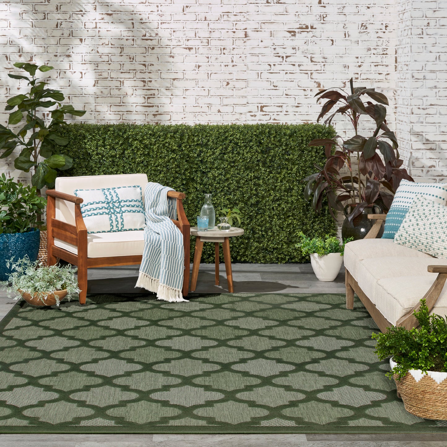 Nourison Easy Care 10' x 14' Green Modern Rug