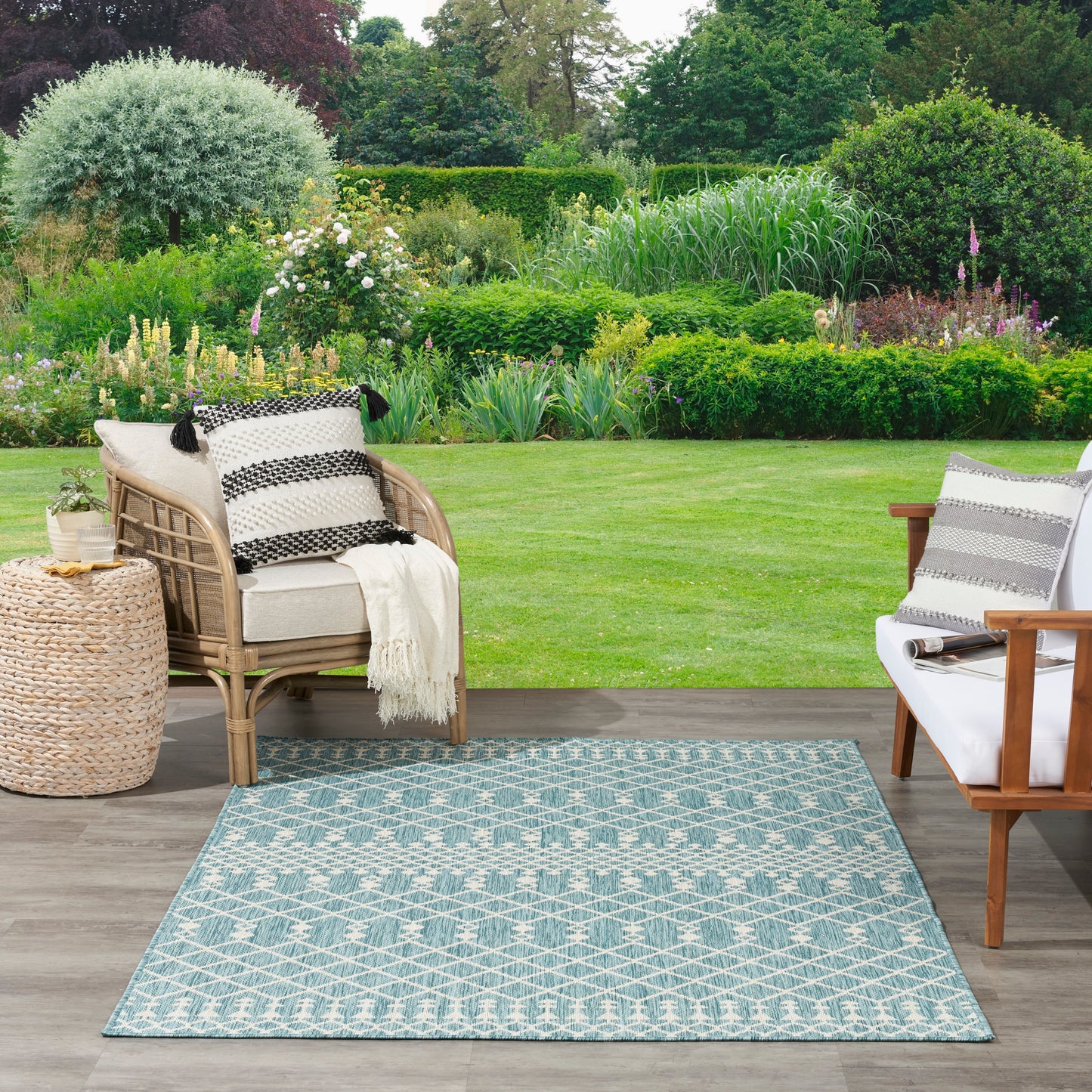 Nourison Positano 10' x 14' Aqua Modern Rug
