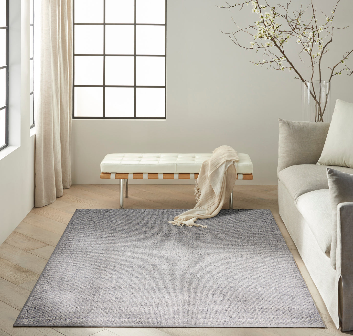 Calvin Klein Home Tobiano 5'3" x 7'5" Silver Modern Indoor Rug