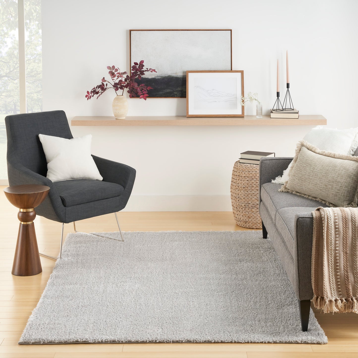 Nourison Pacific Shag 5'3" x 7'3" Silver Shag Indoor Rug