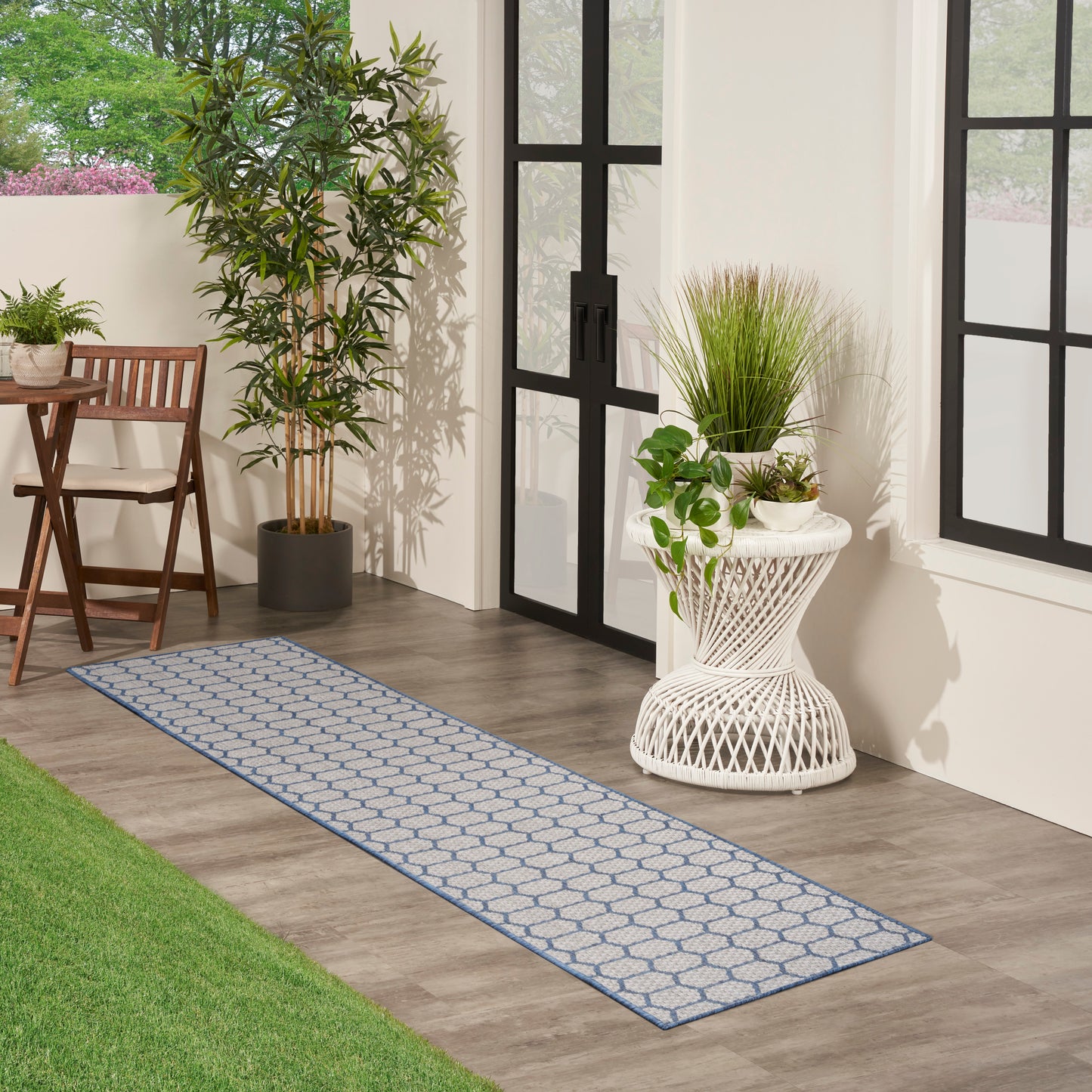Nourison Twist Reversible 2'2" x 12' Blue Modern Rug