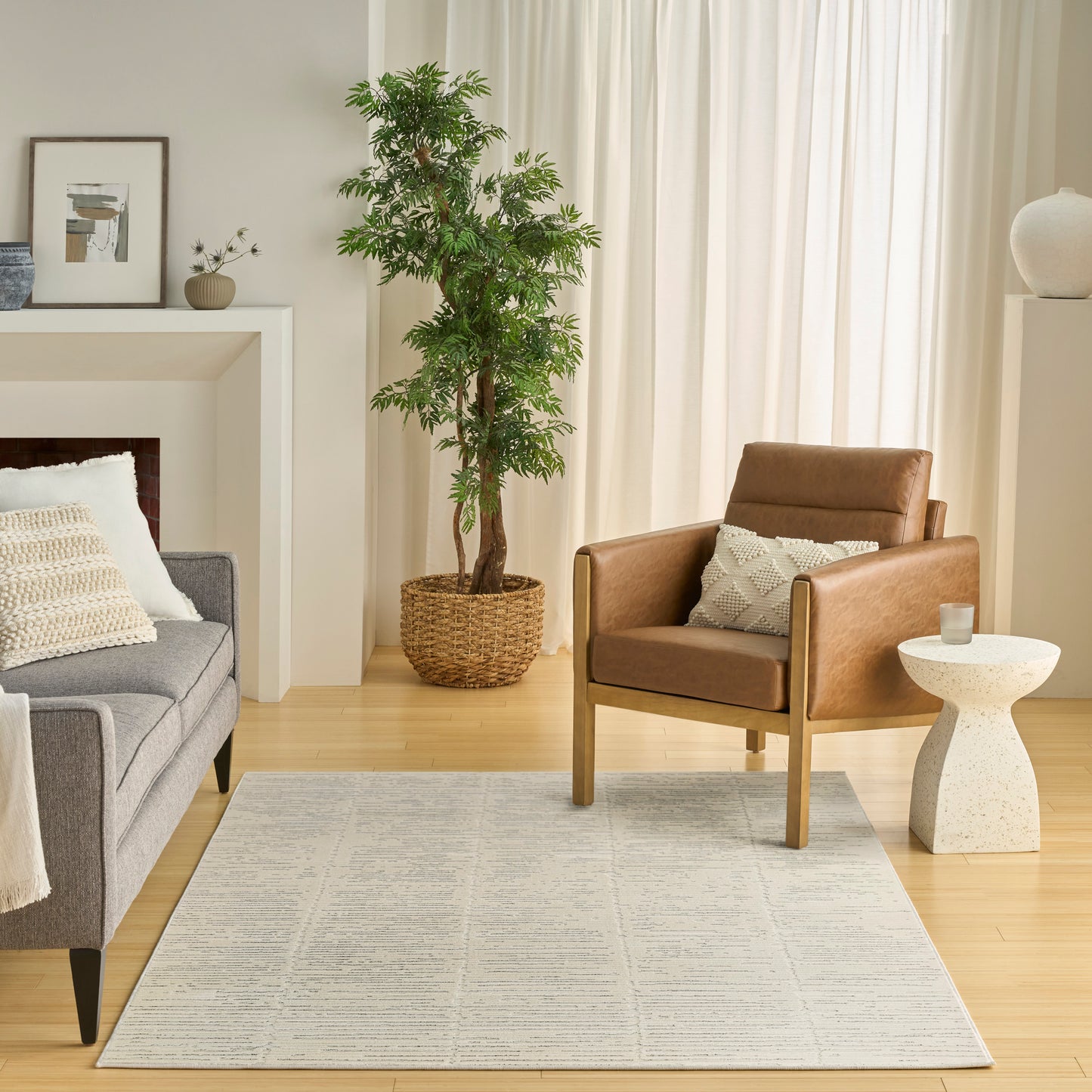 Nourison Ivory Hues 5'3" x 7'3" Ivory Grey Modern Indoor Rug