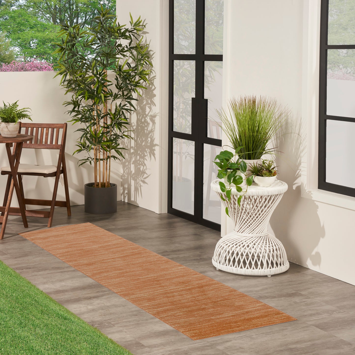 Nourison Nourison Essentials 2'2" x 7'6" Rust Outdoor Rug