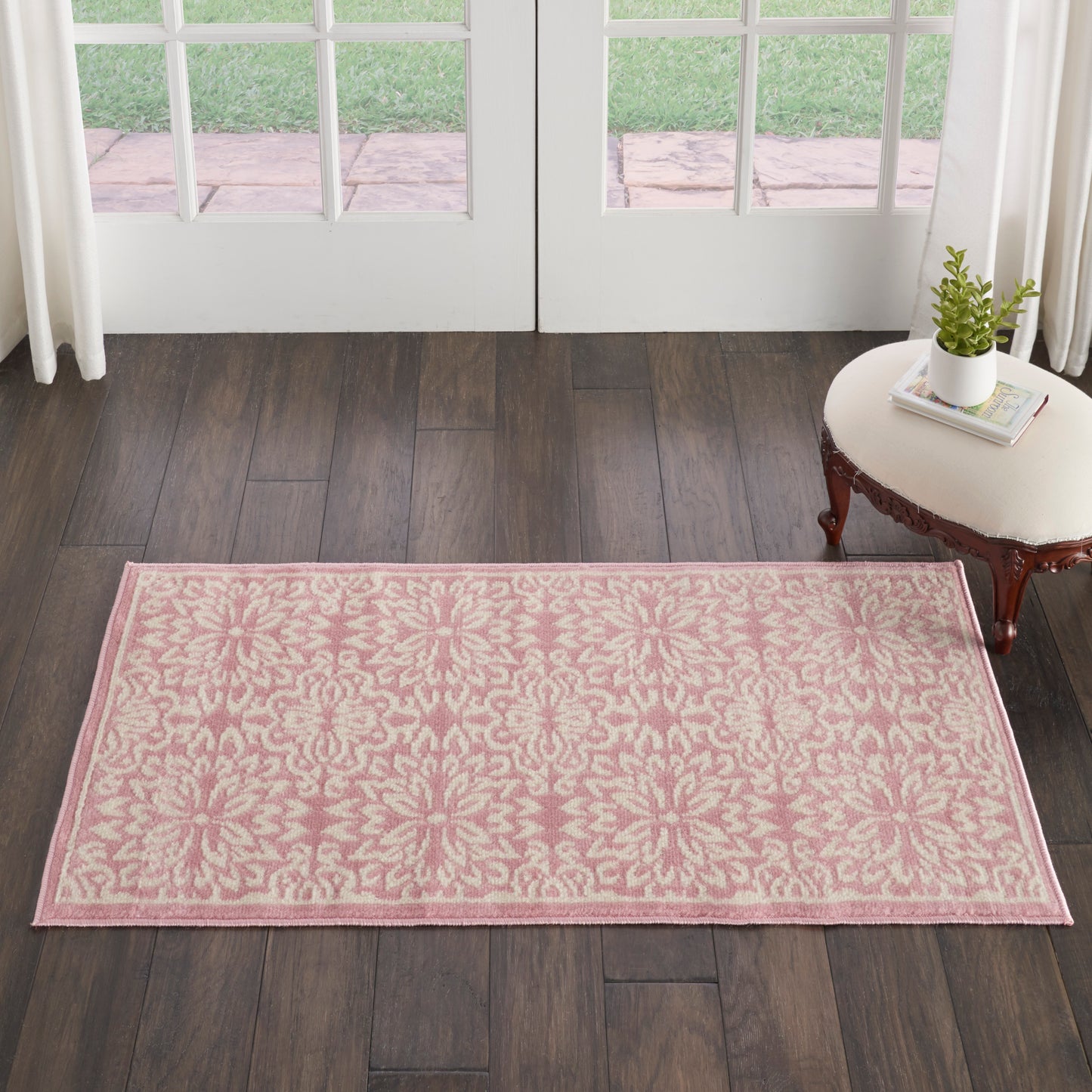 Nourison Jubilant 2' x 4' Ivory Pink Farmhouse Indoor Rug