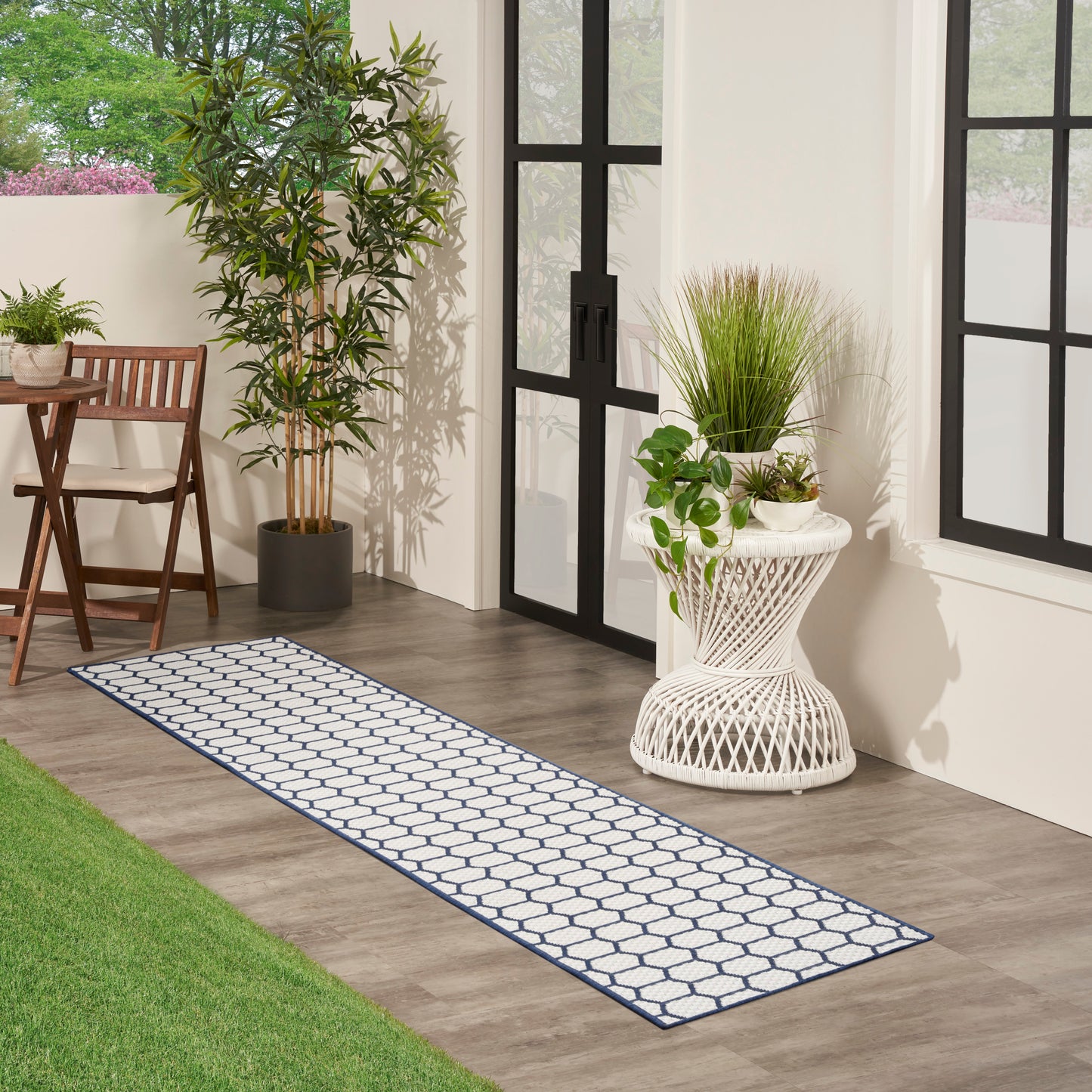 Nourison Twist Reversible 2'2" x 10' Navy Modern Rug