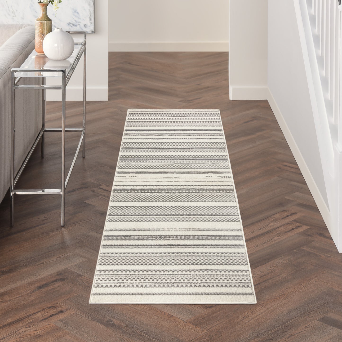 Nourison Grafix 2'3" x 7'6" Ivory Grey Modern Indoor Rug