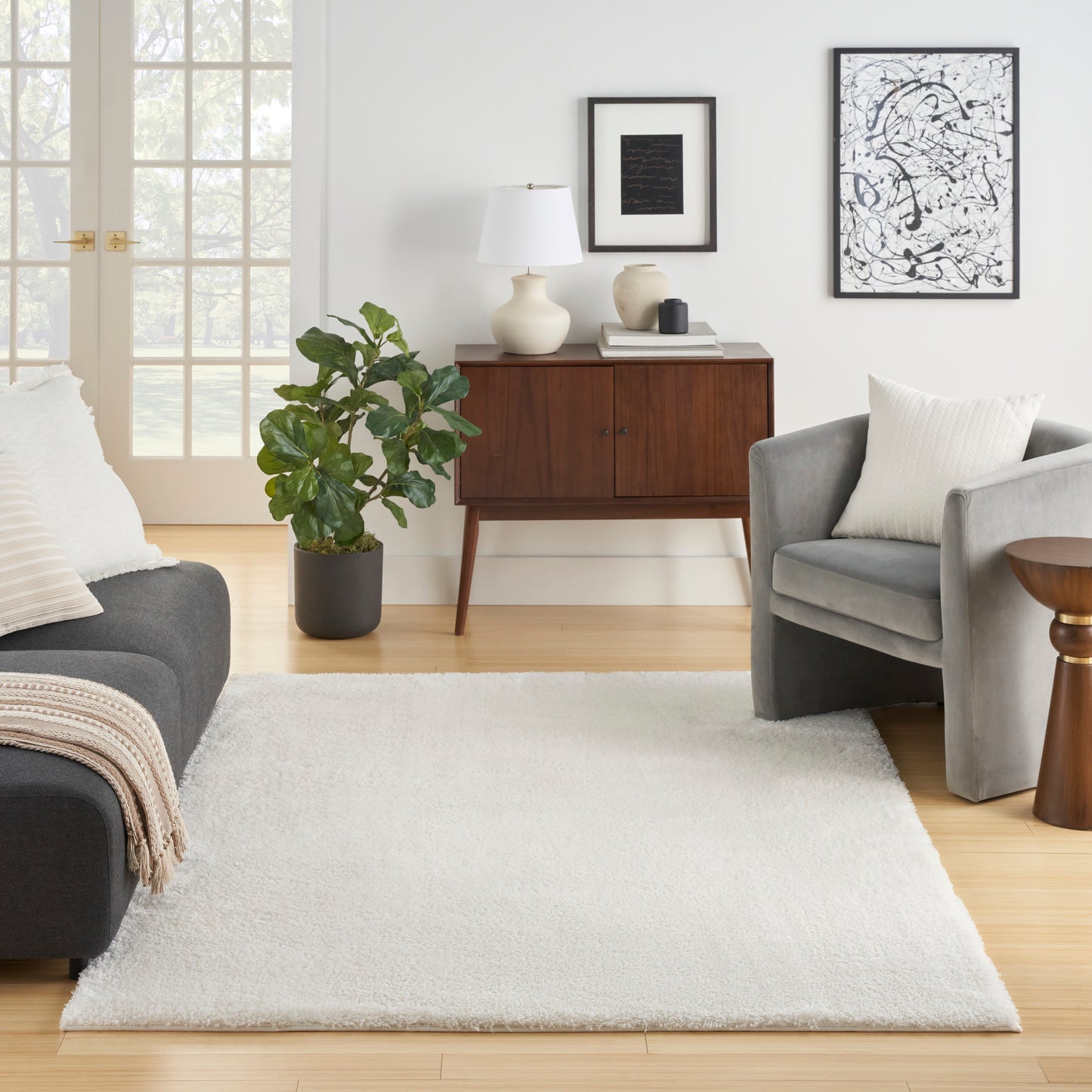 Nourison Pacific Shag 5'3" x 7'3" Ivory Shag Indoor Rug