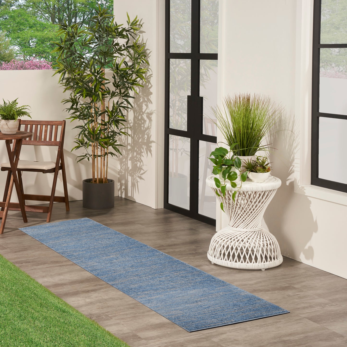 Nourison Nourison Essentials 2' x 6' Blue/Grey Outdoor Rug