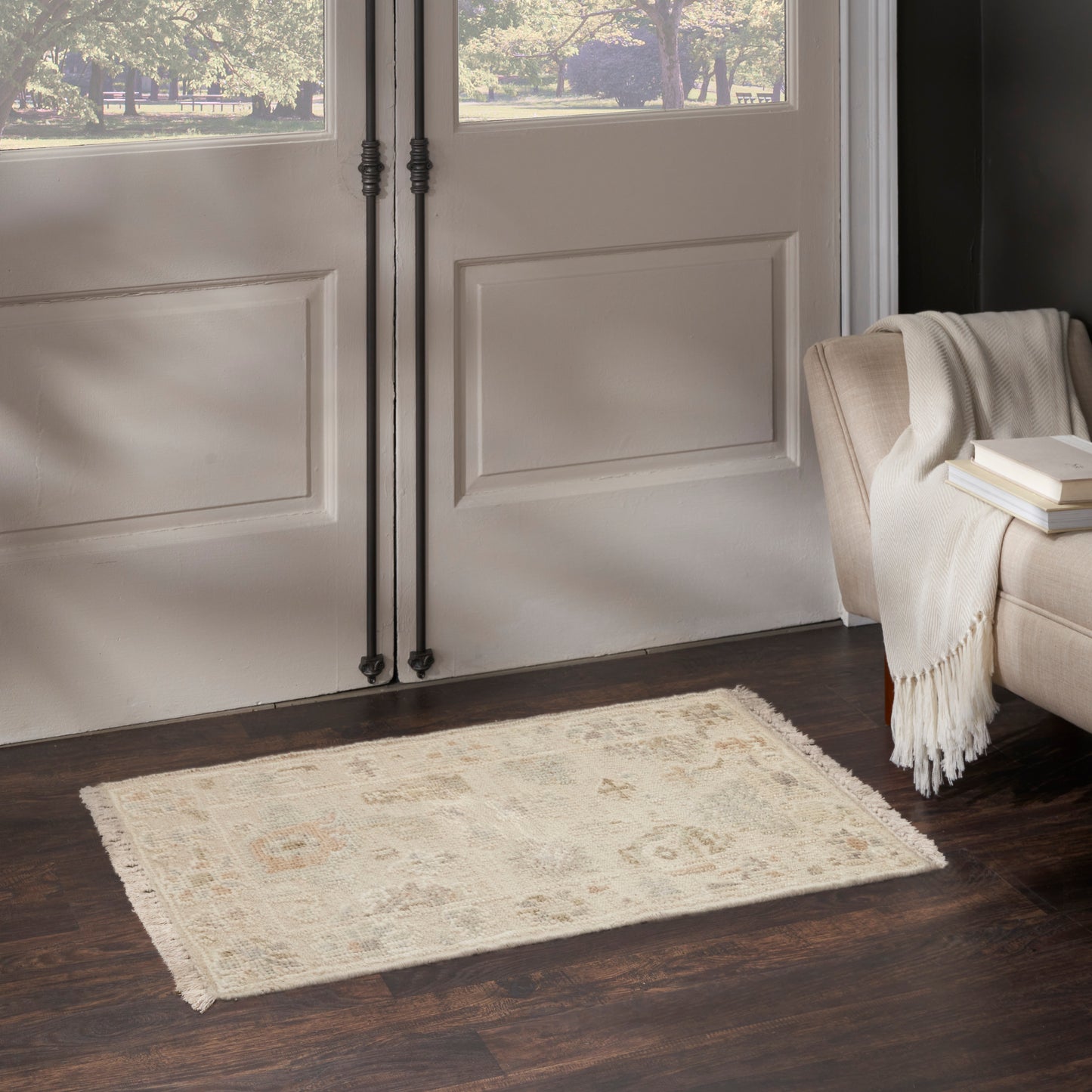 Nourison Whispers 2' x 3' Beige Vintage Indoor Rug