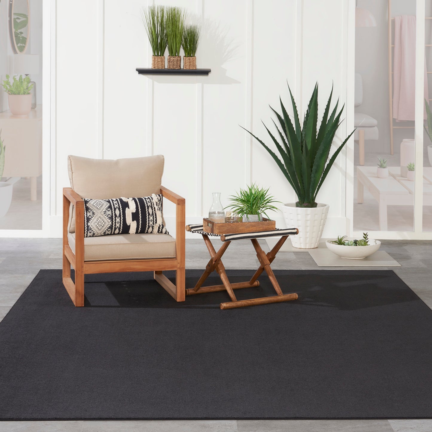 Nourison Nourison Essentials 8' x 11' Black Outdoor Rug