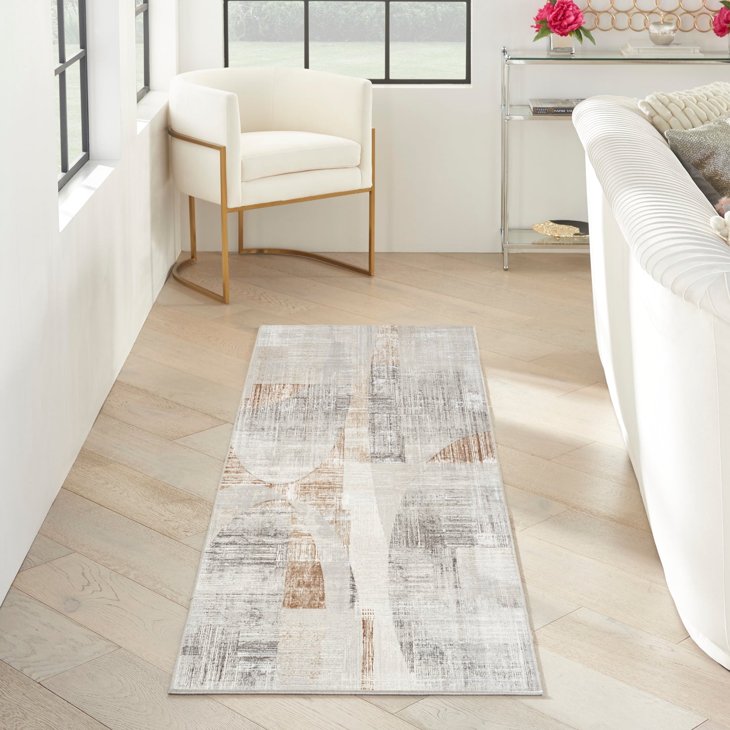 Inspire Me! Home Décor Iliana 2'3" x 7'6" Grey Modern Indoor Rug
