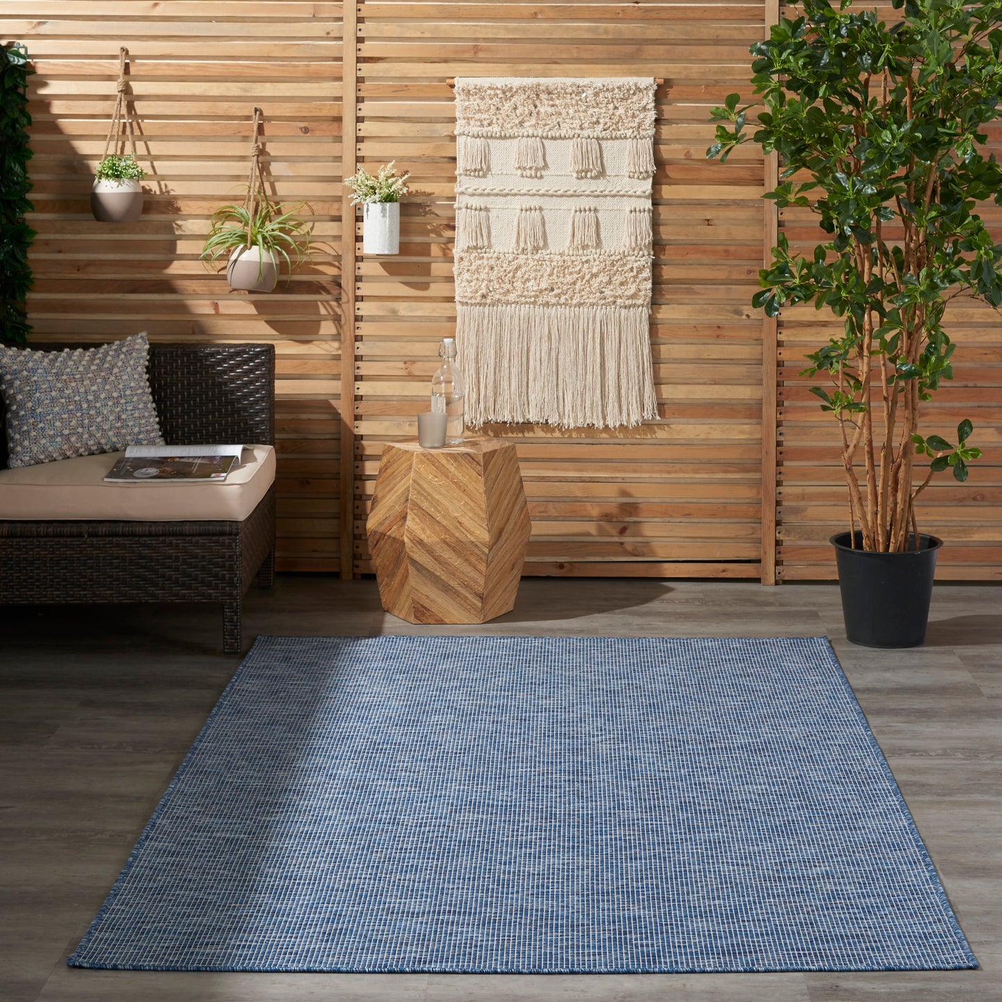 Nourison Positano 5' x 7' Navy Blue Modern Rug