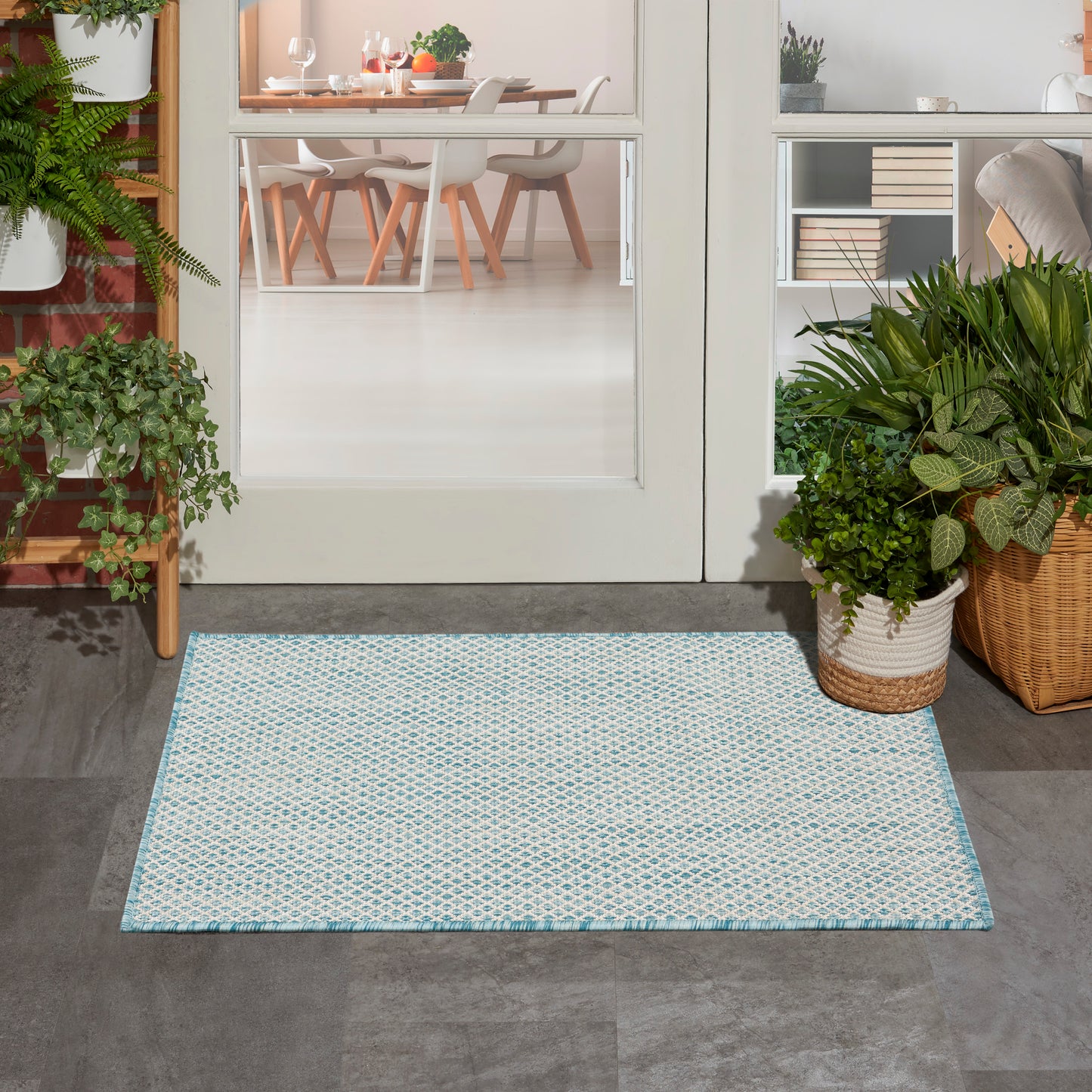 Nourison Courtyard 2' x 3' Ivory Aqua Modern Rug