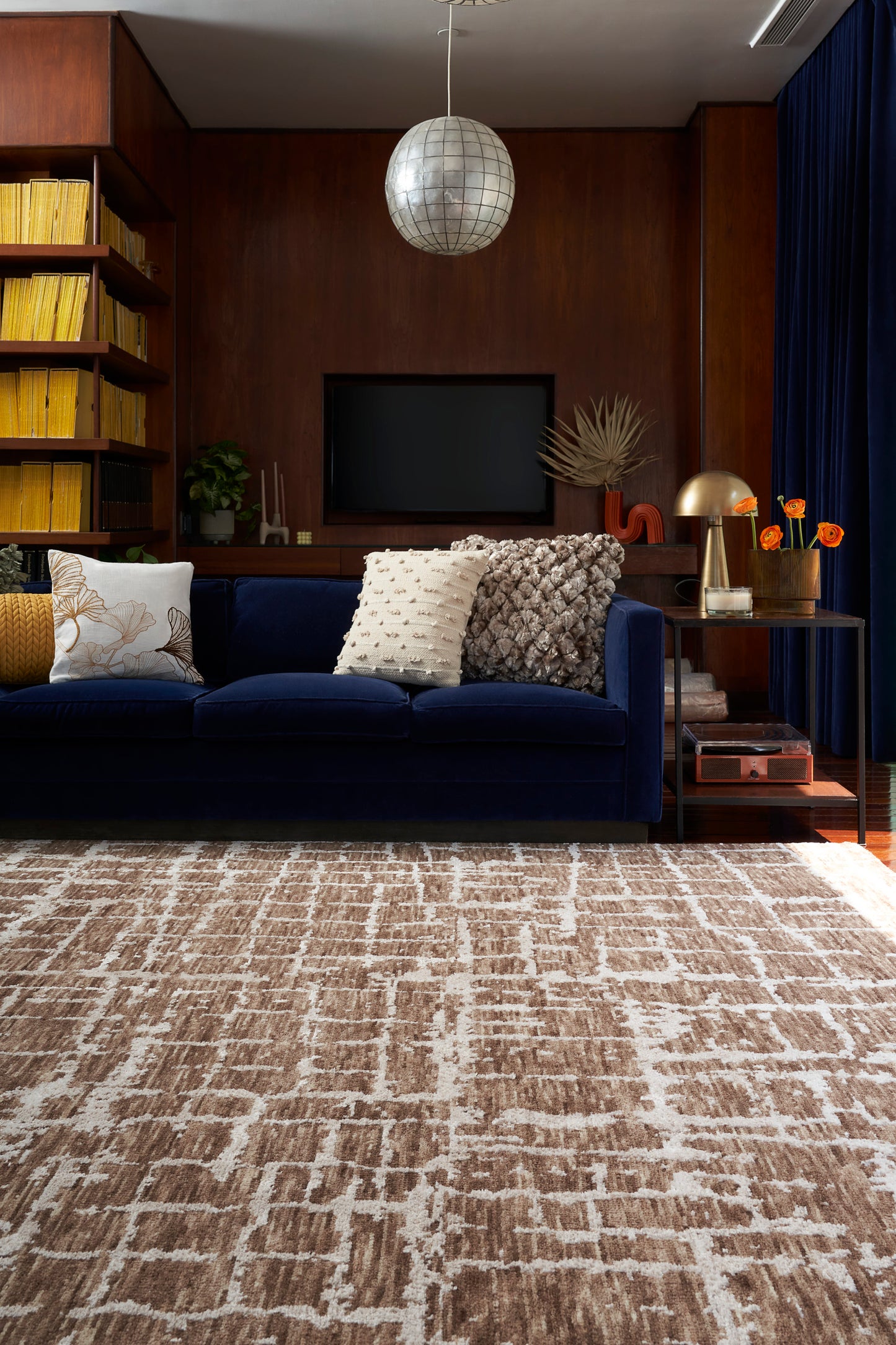 Nourison Luna 9'9" x 13'9" Mocha Ivory Modern Indoor Rug