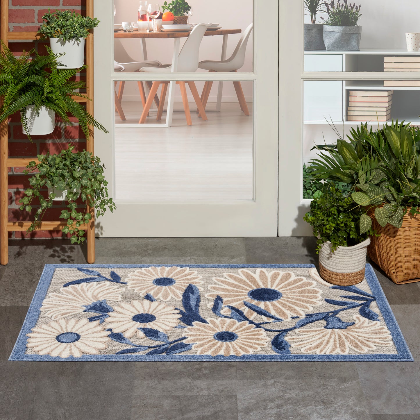 Nourison Aloha 2'8" x 4' Blue Grey Contemporary Rug