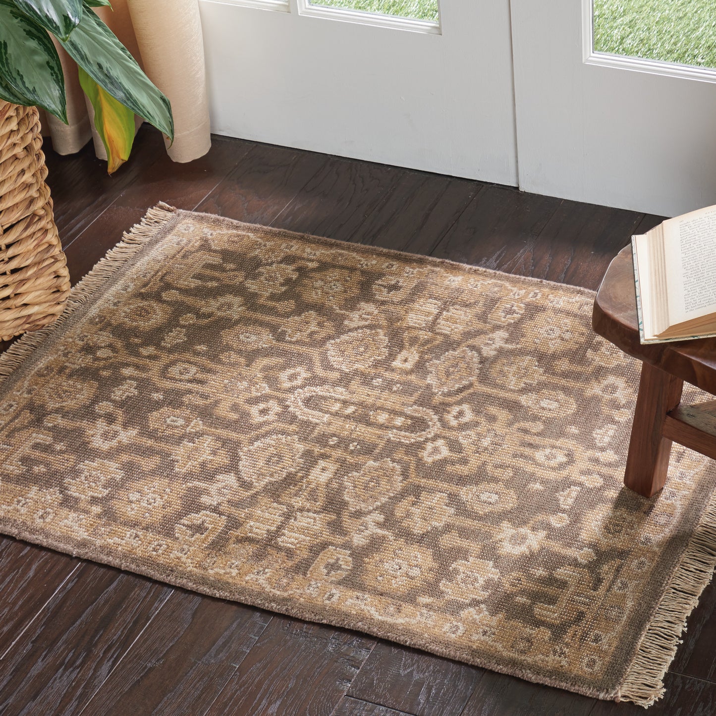 Nourison Aldora 2' x 3' Mocha Vintage Indoor Rug
