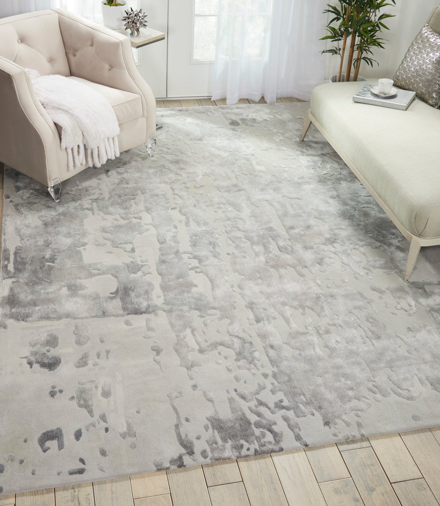 Nourison Prismatic 7'9" x 9'9" Silver Grey Modern Indoor Rug