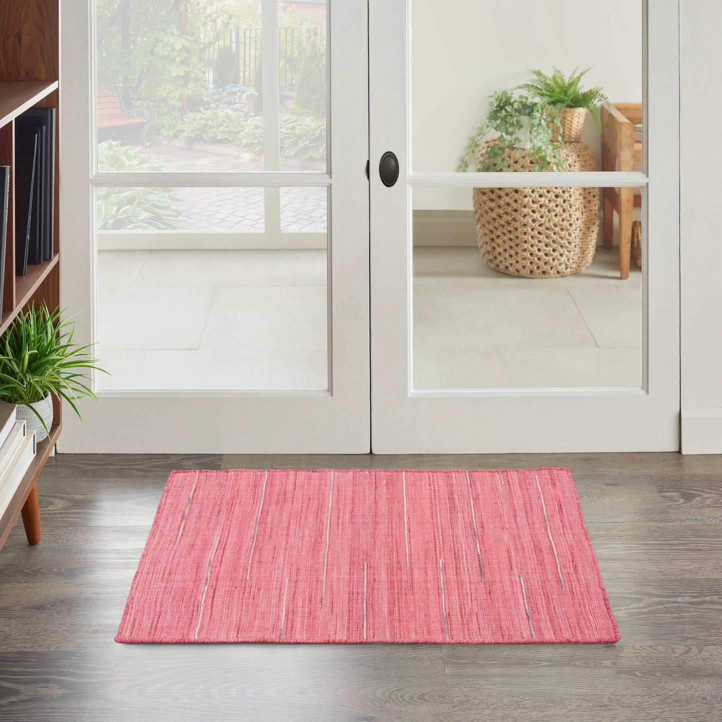 Nourison Interweave 2' x 3' Rose Modern Indoor Rug