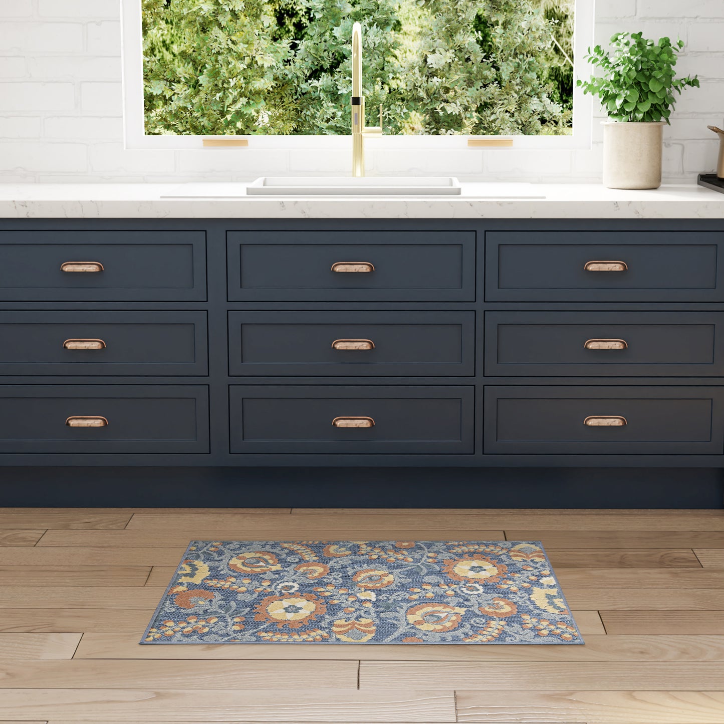 Nourison Aloha 2'8" x 4' Blue Rose Farmhouse Rug