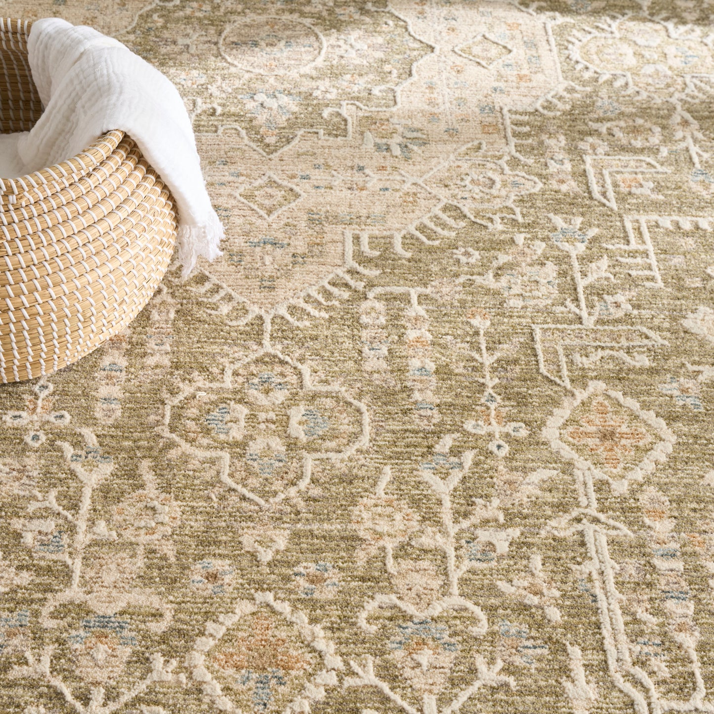 Nourison Retreat 7'10" x 10' Green Vintage Indoor Rug