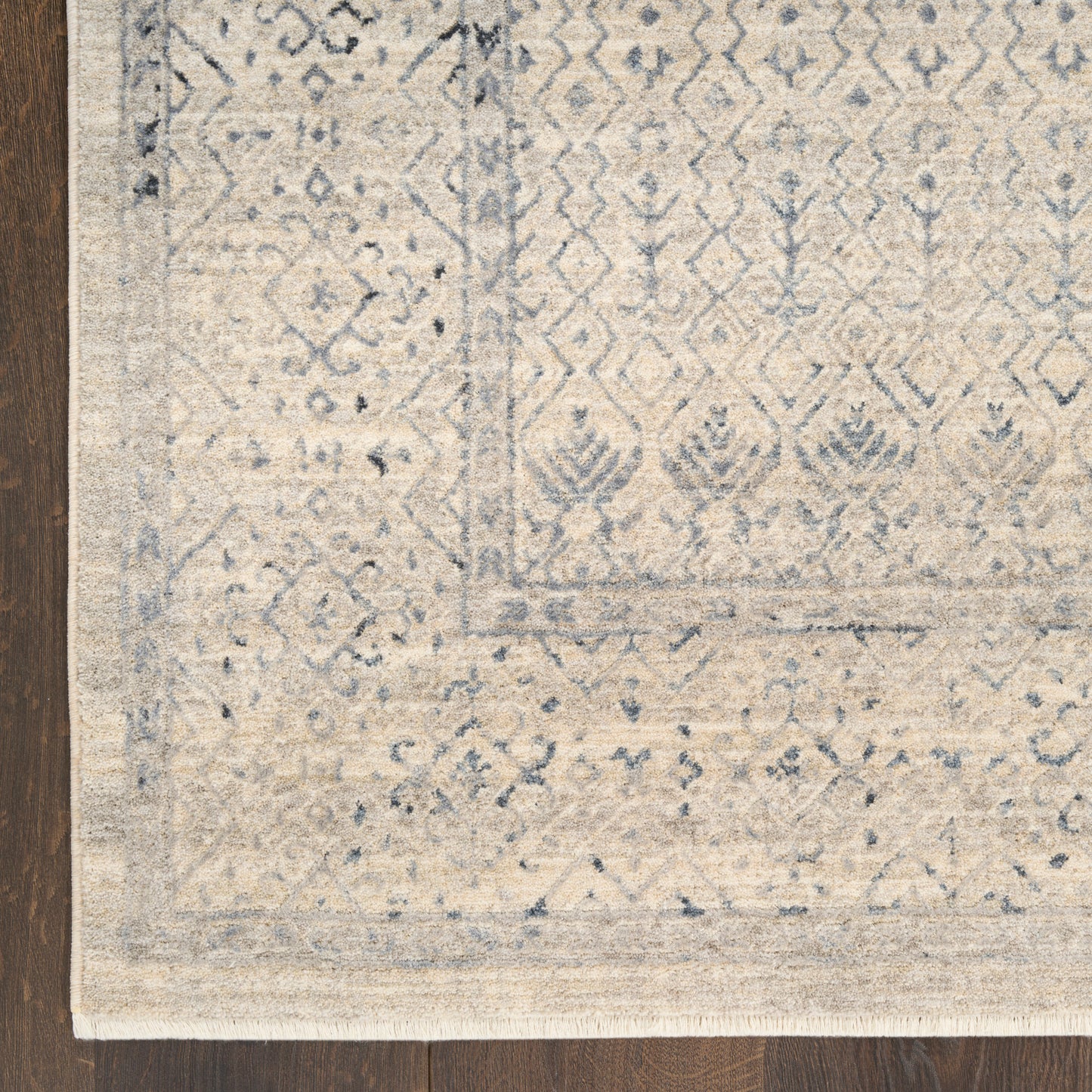 Nourison Sultana 7'10" x 10'2" Ivory Blue Vintage Indoor Rug
