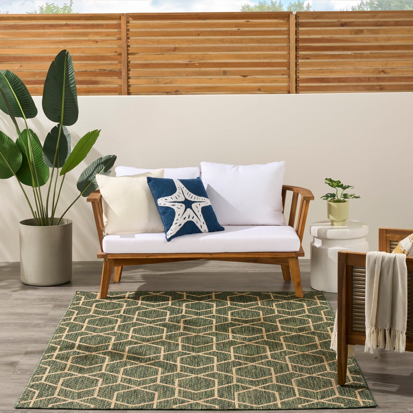 Nourison Horizon Indoor/Outdoor 4' x 6' Green Modern Rug