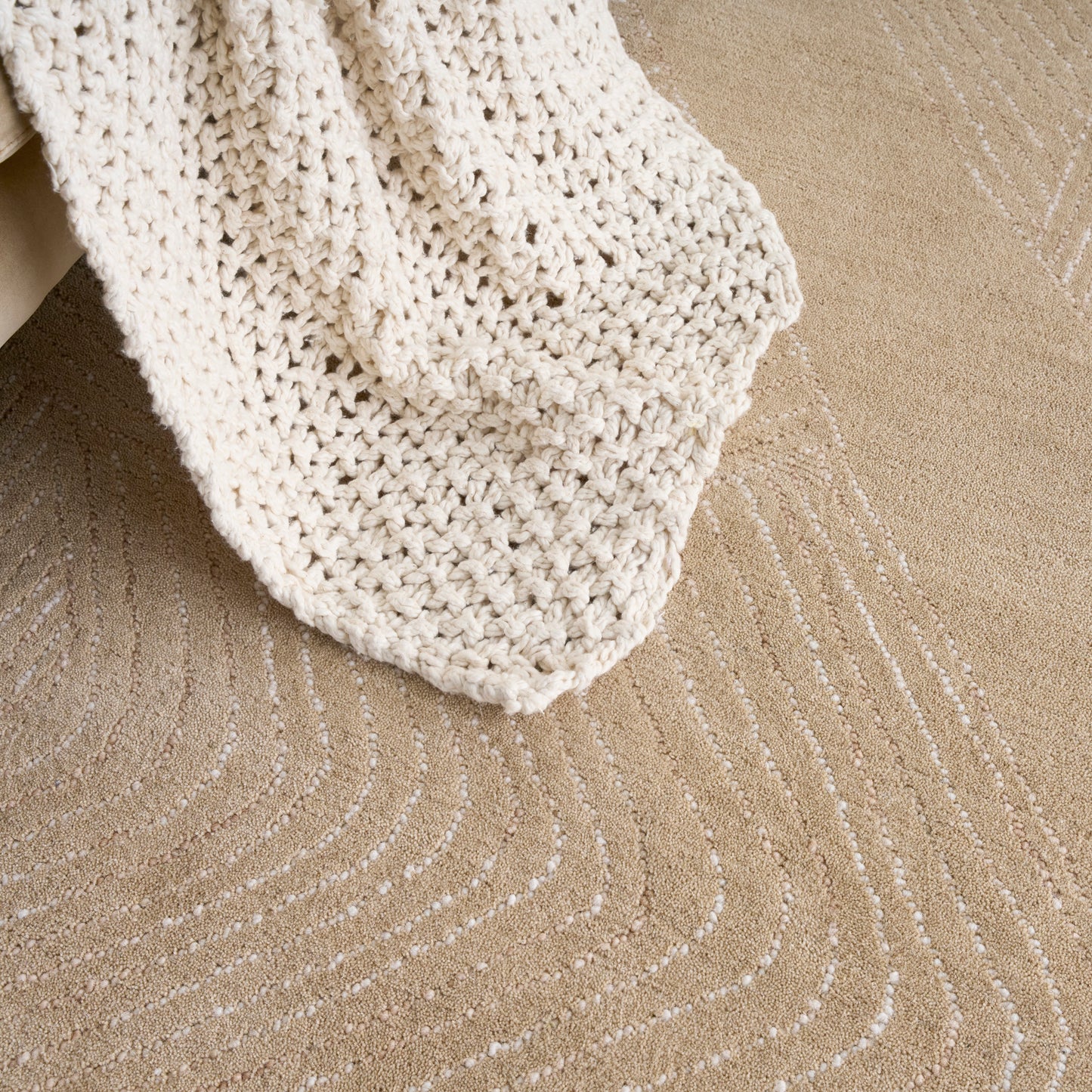 DKNY Pure Patterns 5'3" x 7'3" Camel Modern Indoor Rug