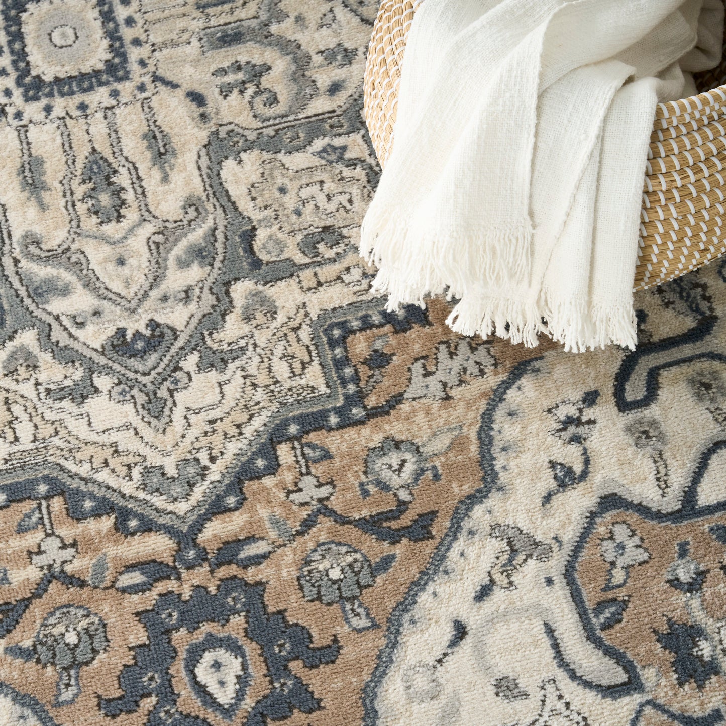 Nourison Quarry 6' x 9' Ivory Taupe Vintage Indoor Rug