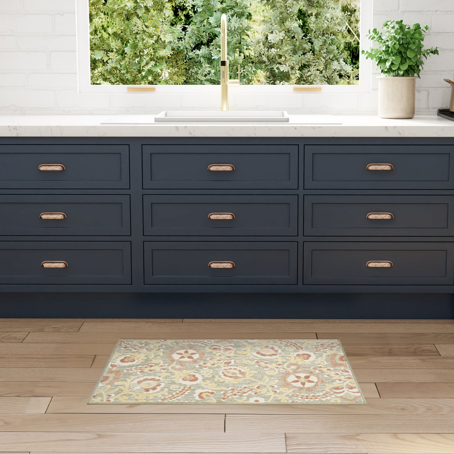 Nourison Aloha 2'8" x 4' Sage Rose Farmhouse Rug