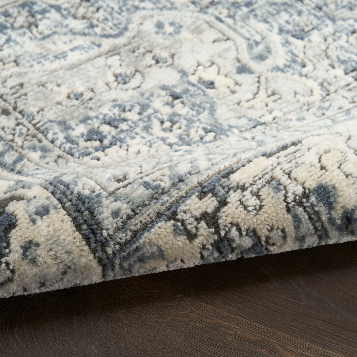 Nourison Quarry 5'3" x 7'3" Ivory Navy Vintage Indoor Rug