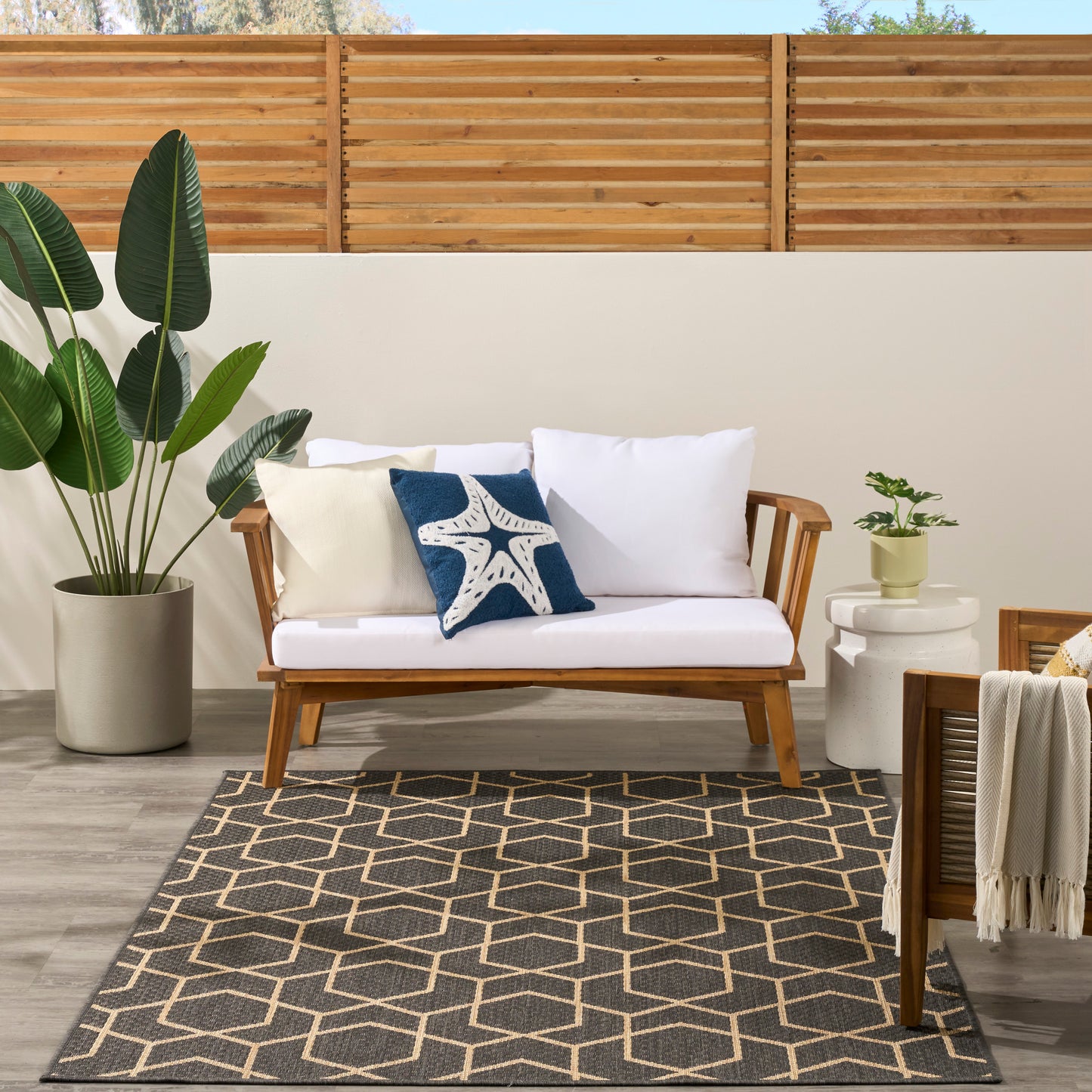 Nourison Horizon Indoor/Outdoor 5' x 7' Charcoal Modern Rug