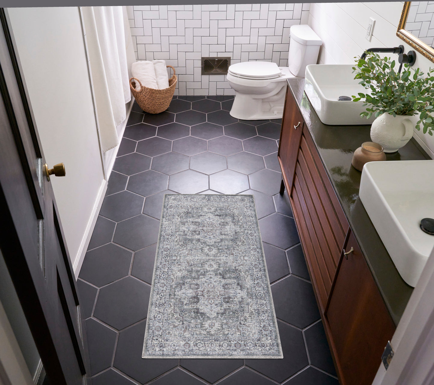 Nourison New Concept Washables 2' x 3'9" Ivory Grey Vintage Indoor Rug