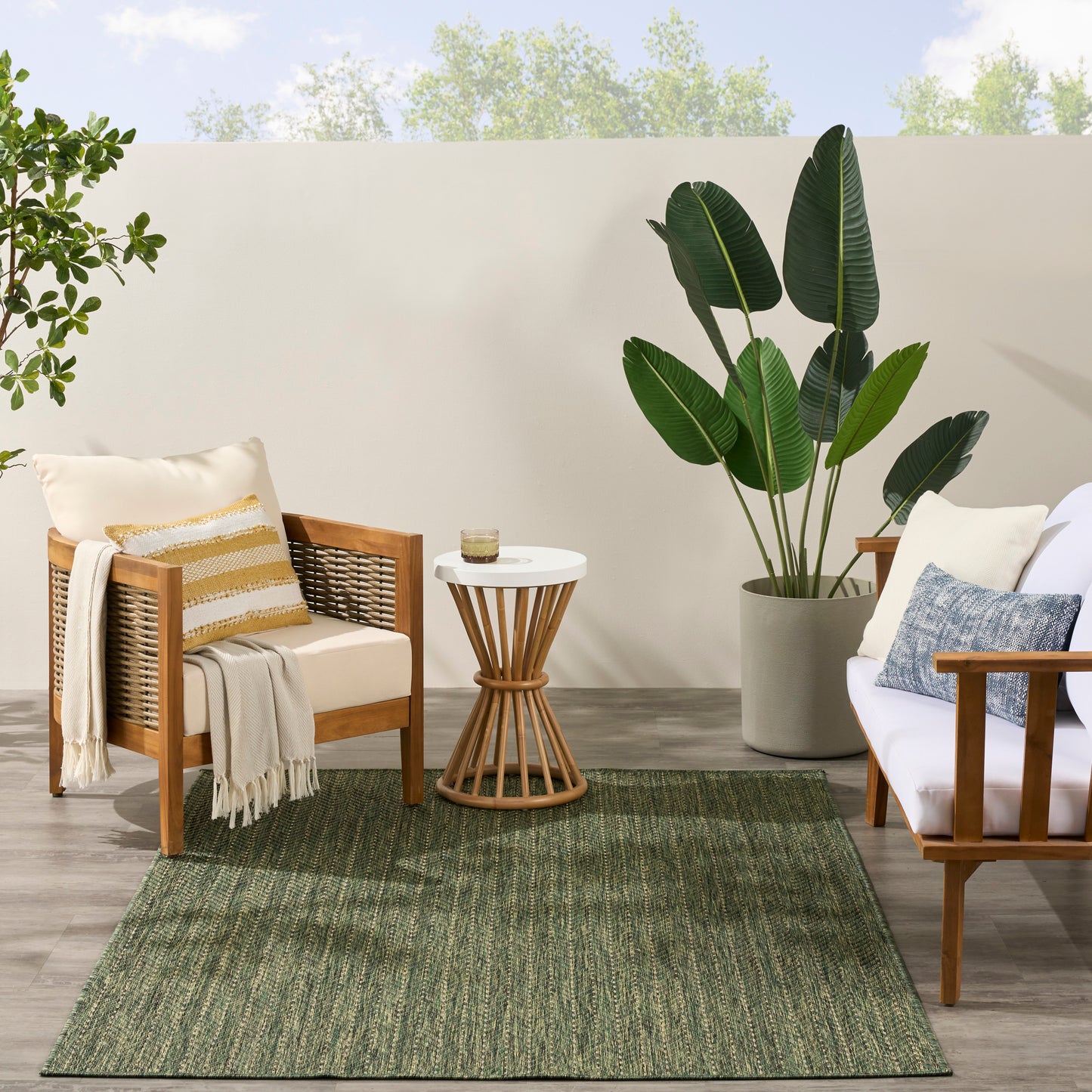 Nourison Horizon Indoor/Outdoor 4' x 6' Green Modern Rug