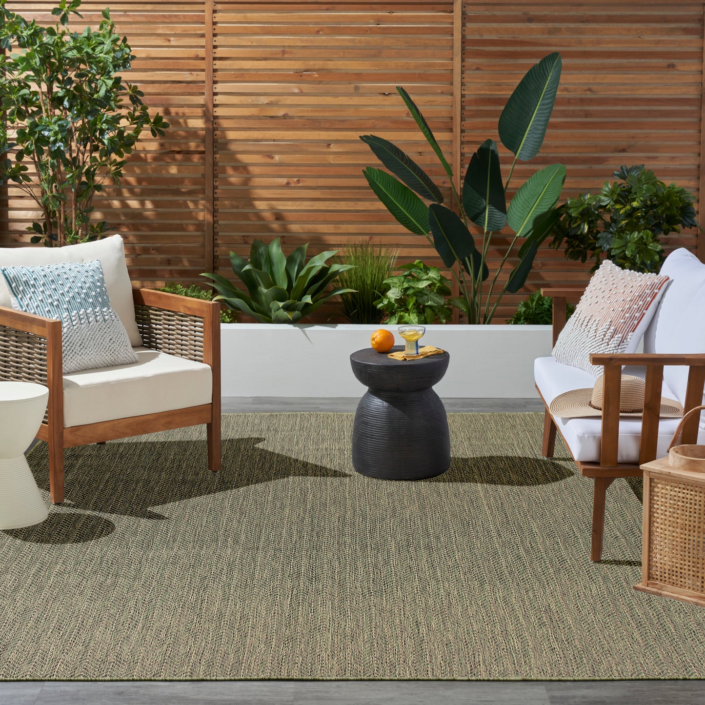Nourison Horizon Indoor/Outdoor 10' x 14' Green Modern Rug