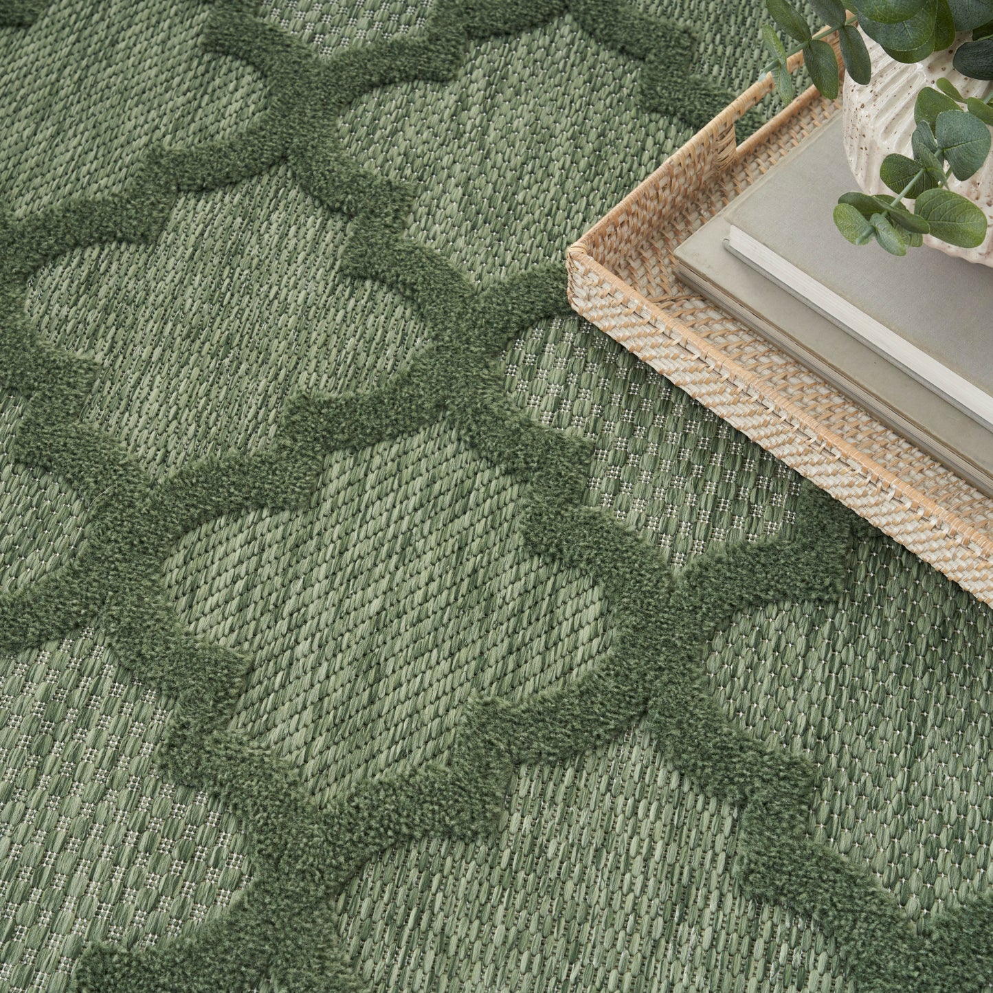 Nourison Easy Care 6' x Round Green Modern Rug