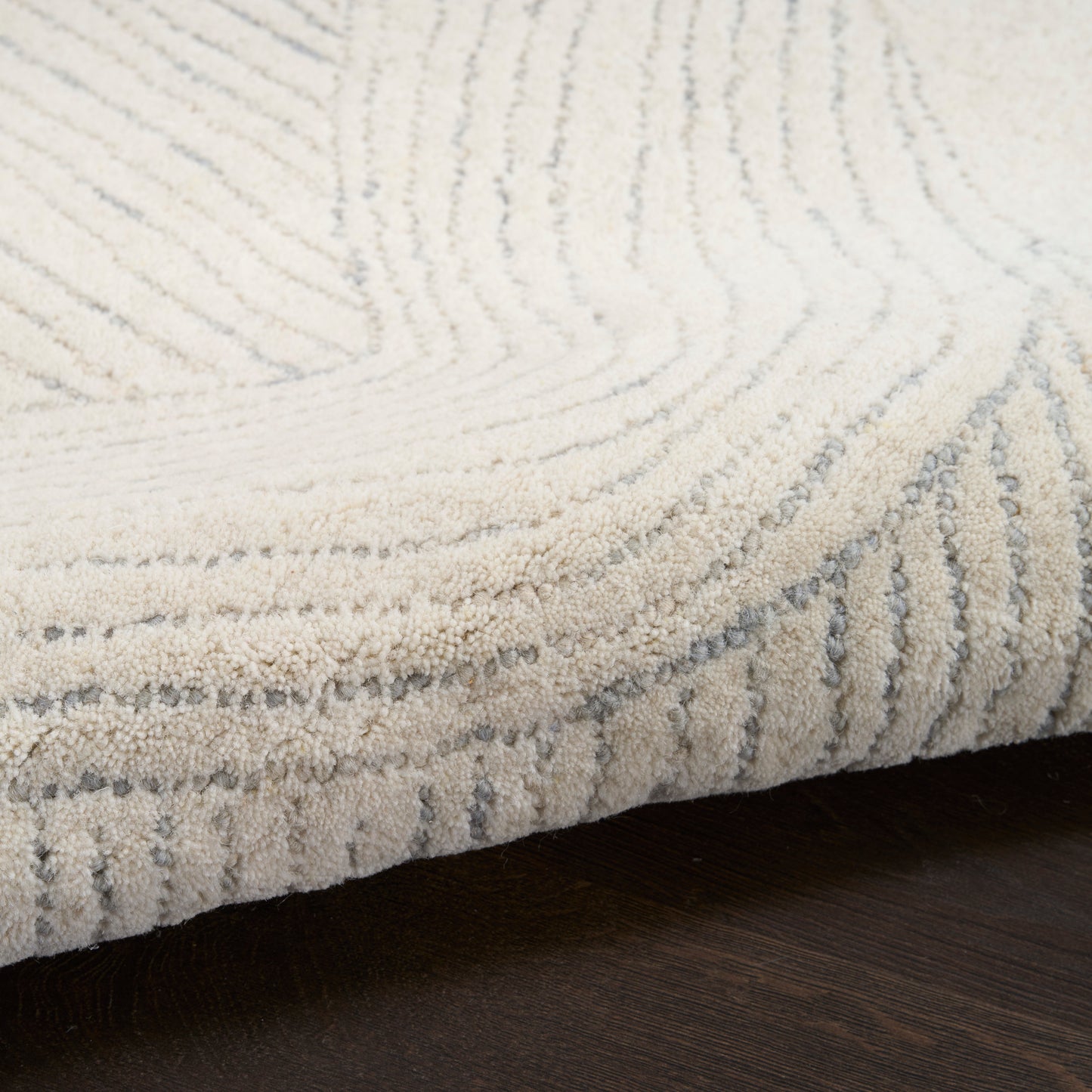 DKNY Pure Patterns 5'3" x 7'3" Ivory Grey Modern Indoor Rug