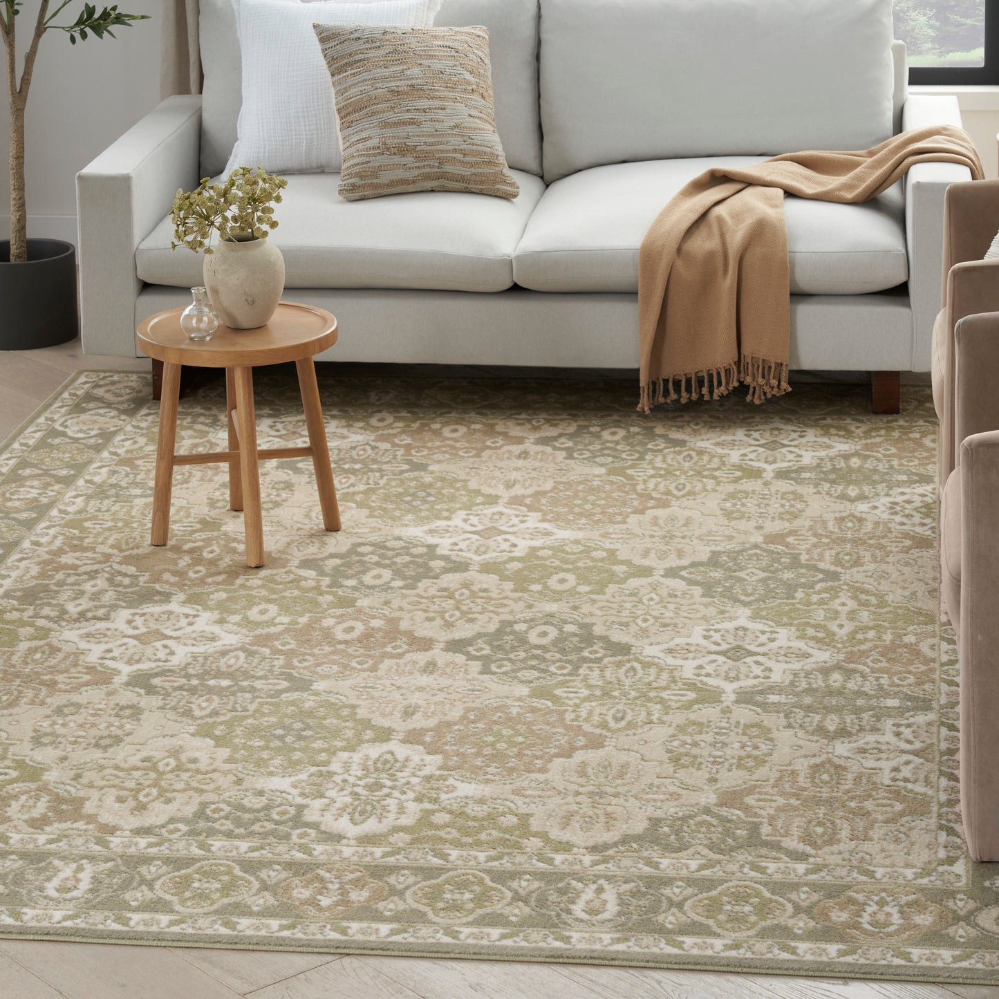 Nourison Grafix 7' x 10' Green Vintage Indoor Rug