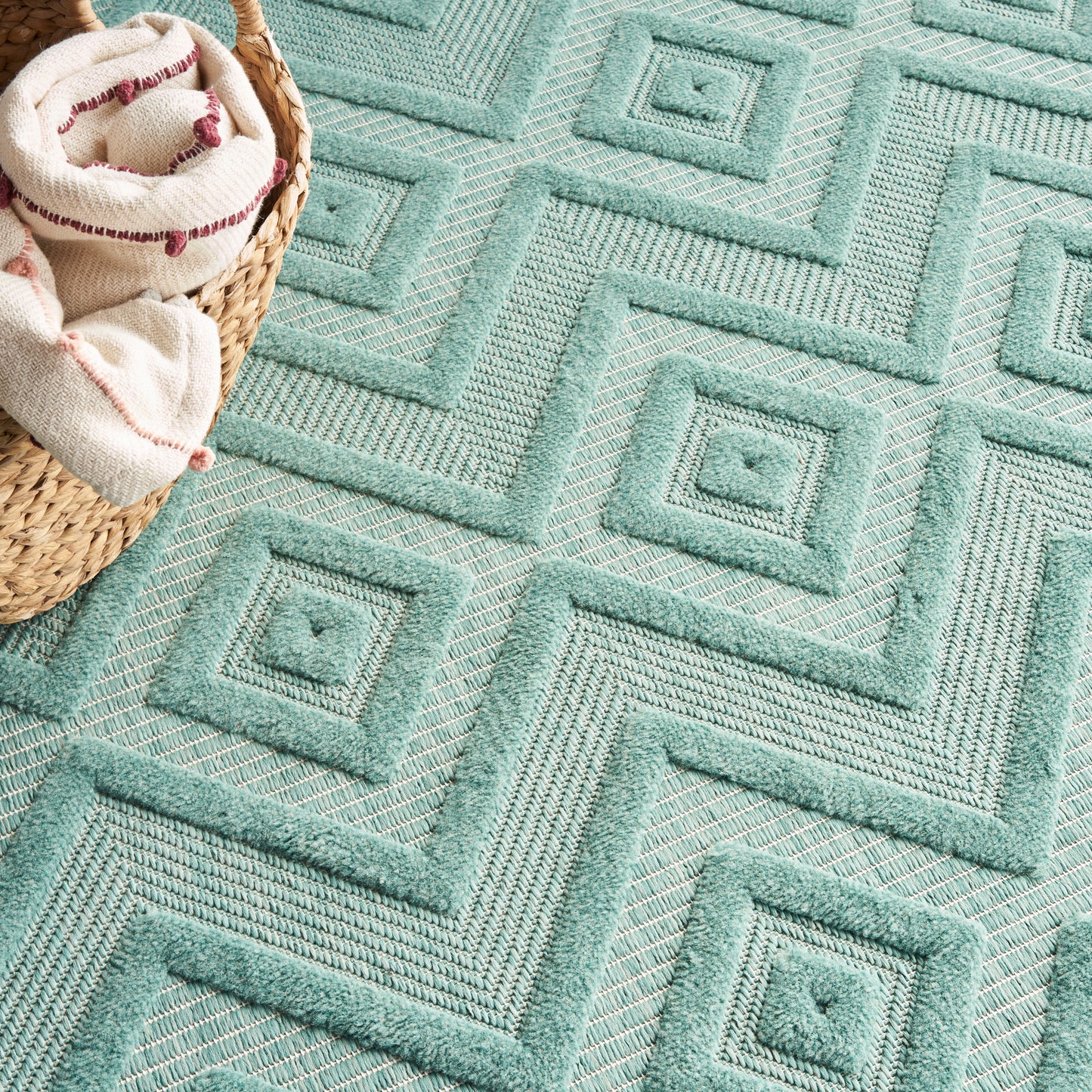 Nourison Versatile 9' x 12' Aqua Teal Modern Rug