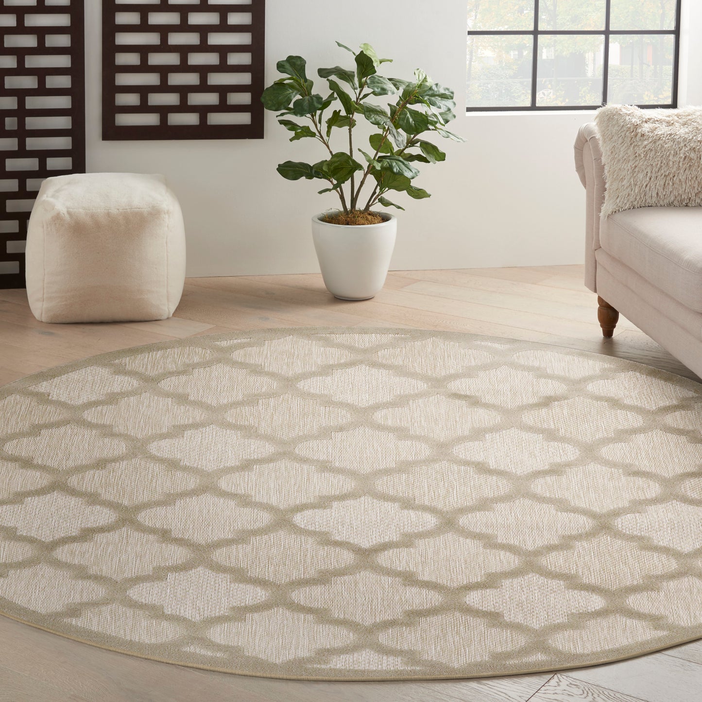 Nourison Easy Care 6' x Round Cream Modern Rug