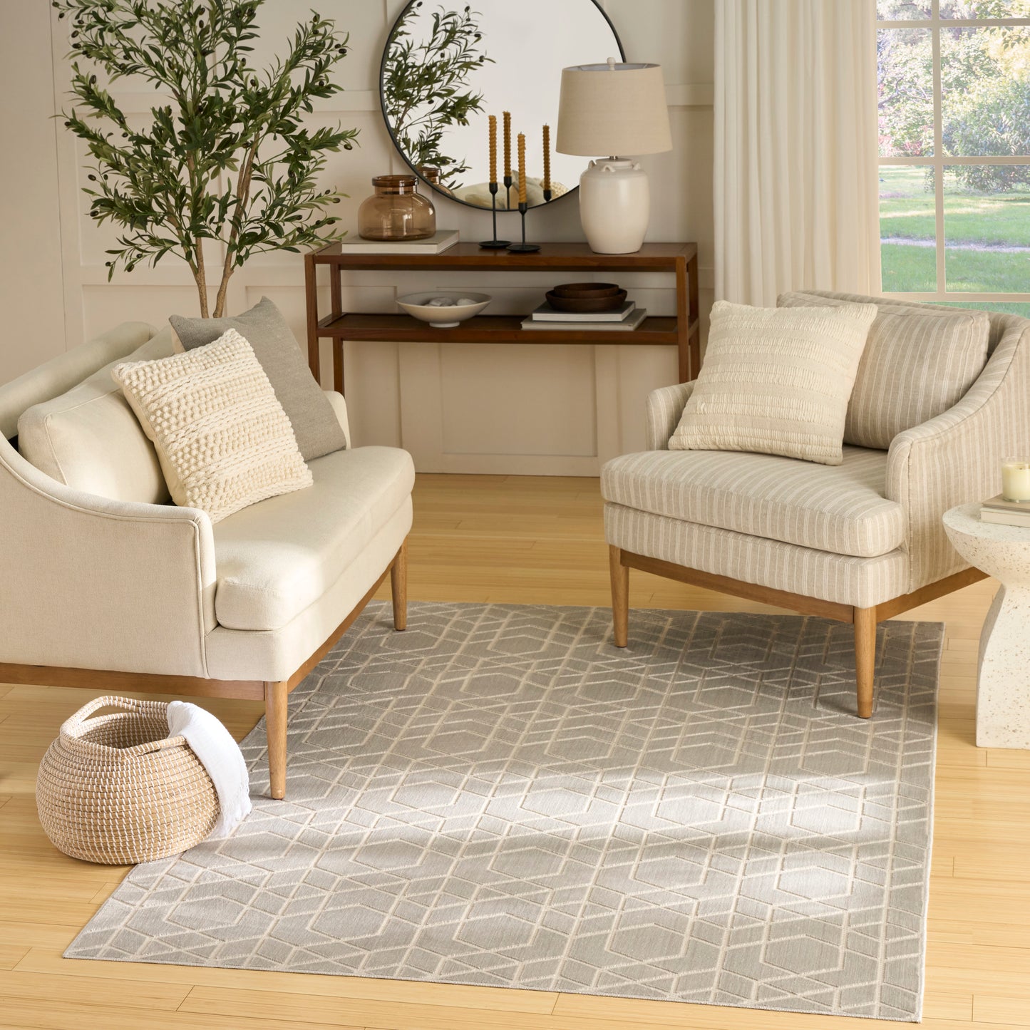 Nourison Washable Charm 5' x 7' Silver Ivory Modern Indoor Rug