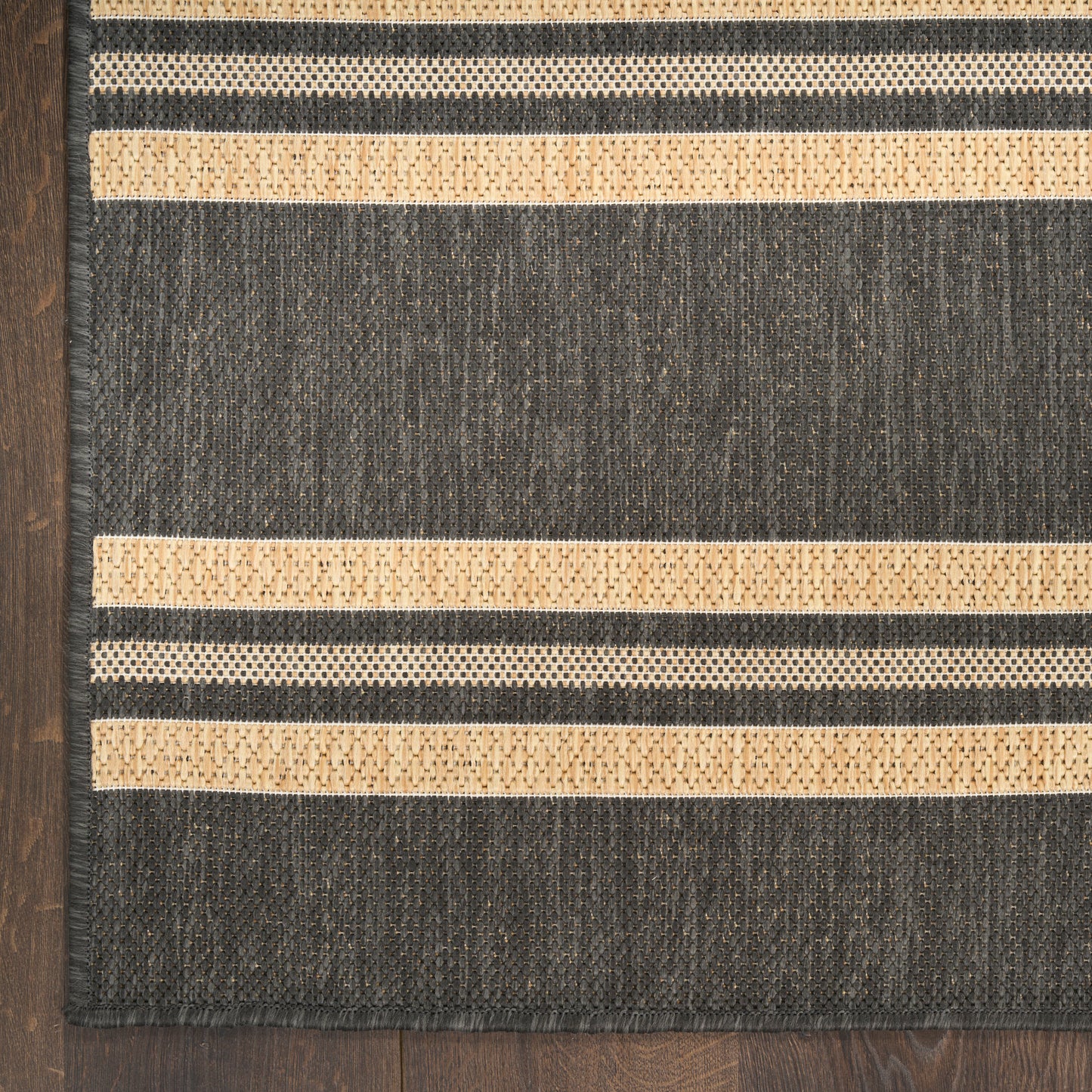 Nourison Horizon Indoor/Outdoor 4' x 6' Charcoal Modern Rug