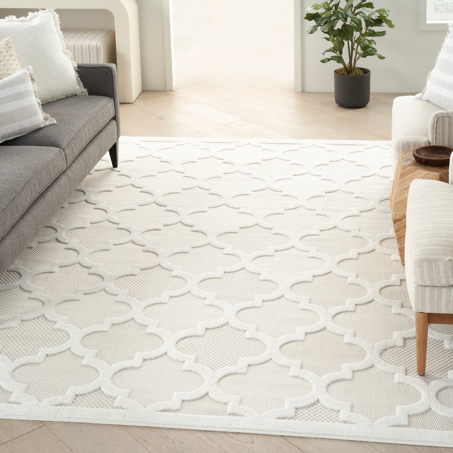 Nourison Easy Care 9' x 12' Ivory White Modern Rug