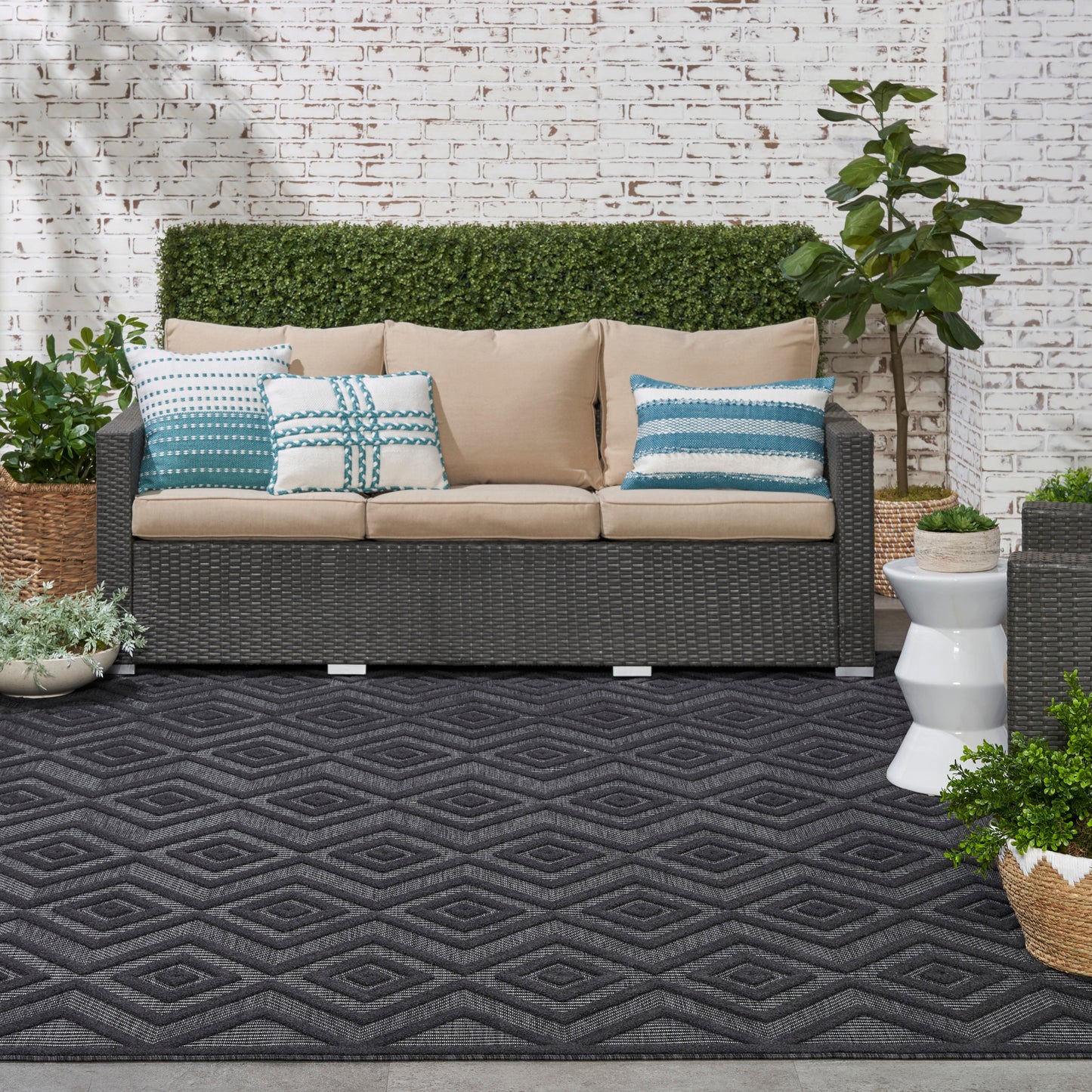 Nourison Versatile 9' x 12' Charcoal Black Modern Rug